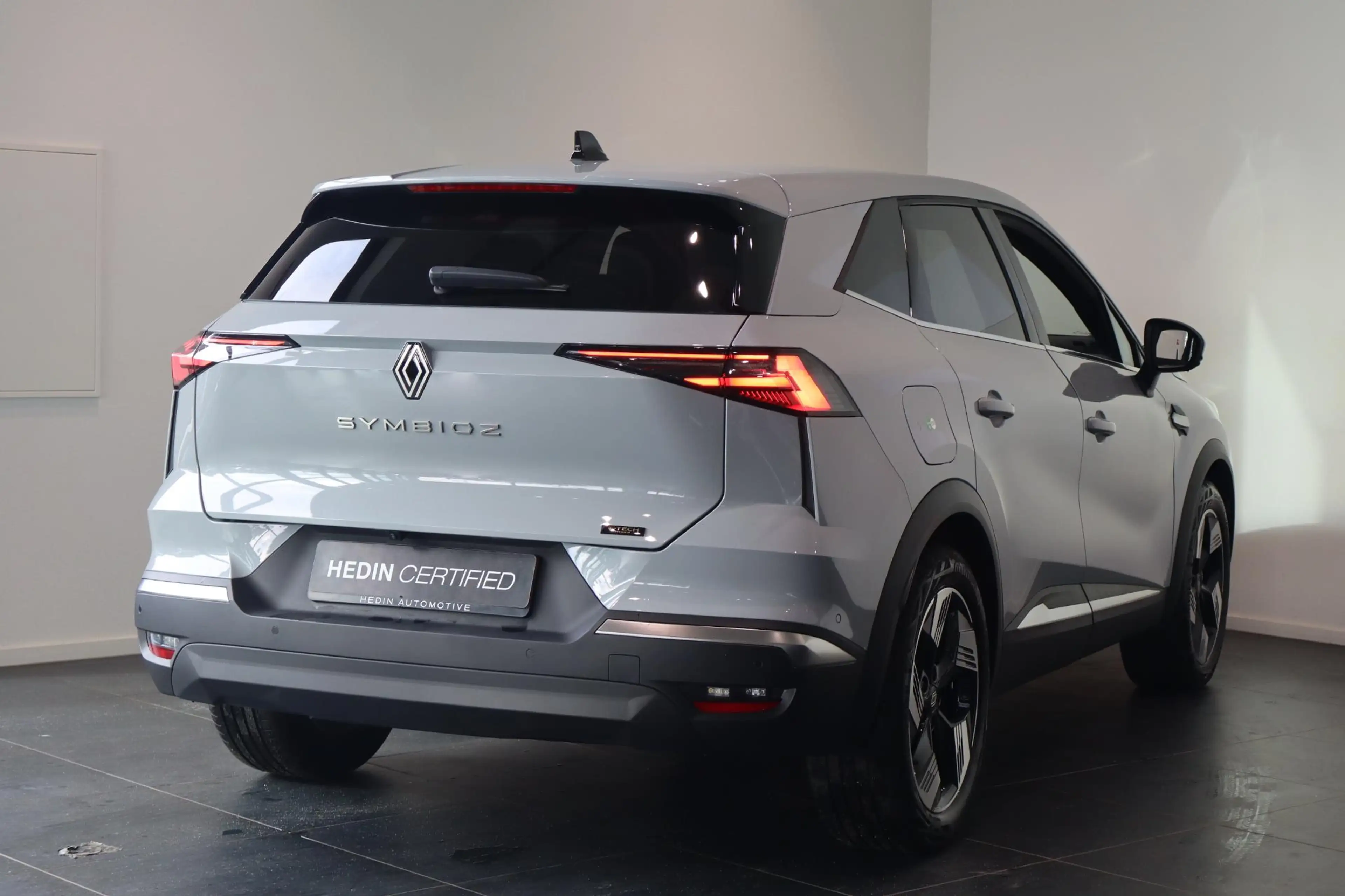 Renault Symbioz 1.8 E-Tech full hybrid 160 techno — photo 2