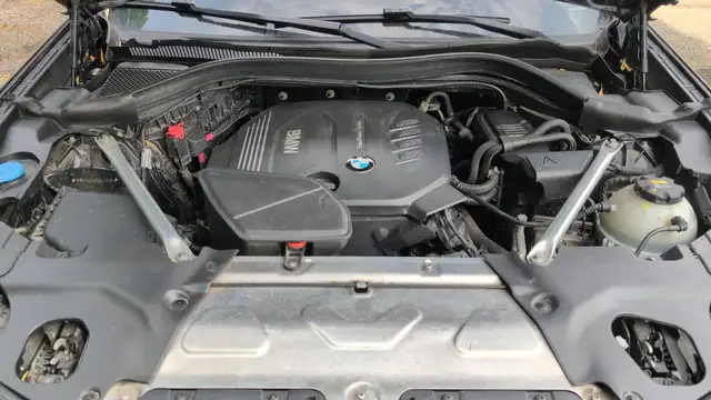 BMW X3 view 15