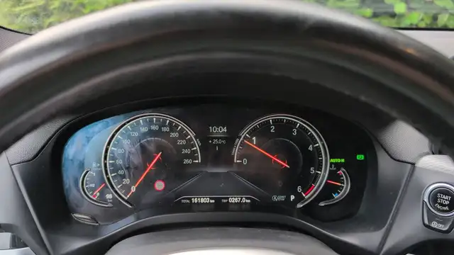 BMW X3 view 12