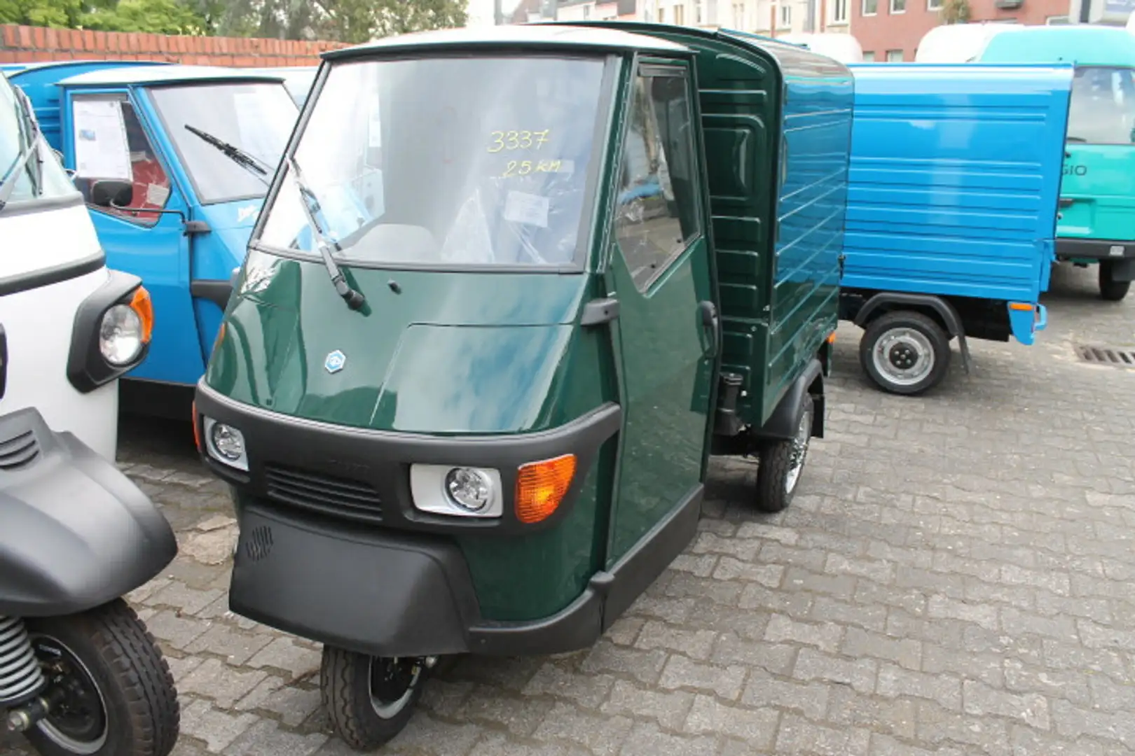 Piaggio Ape 50 Kasten LED 25 km/h SOFORT !!! Grün - 2