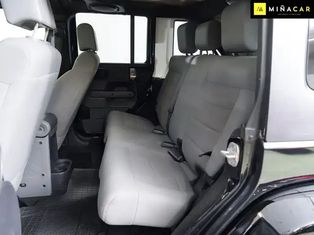 Jeep Wrangler view 7