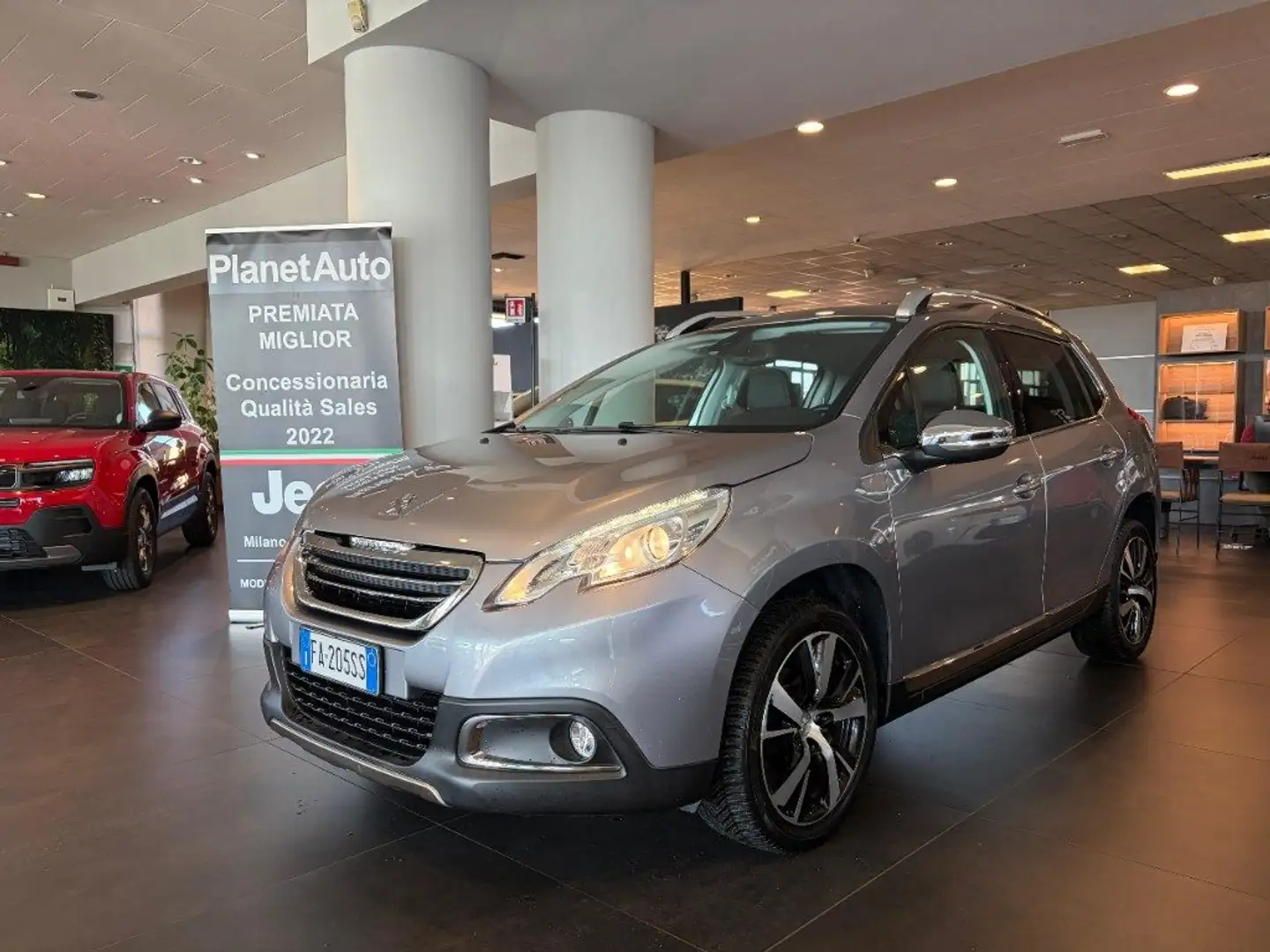 Peugeot 2008 1° serie BlueHDi 100 Active Argent - 2