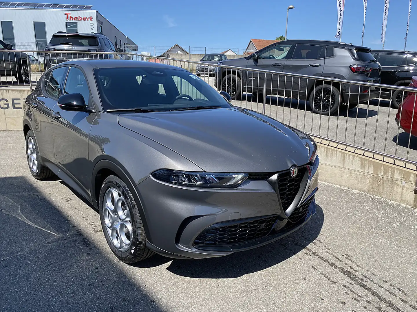 Alfa Romeo Tonale Sprint Paket 130 1.6 Multijet DCT Grau - 2