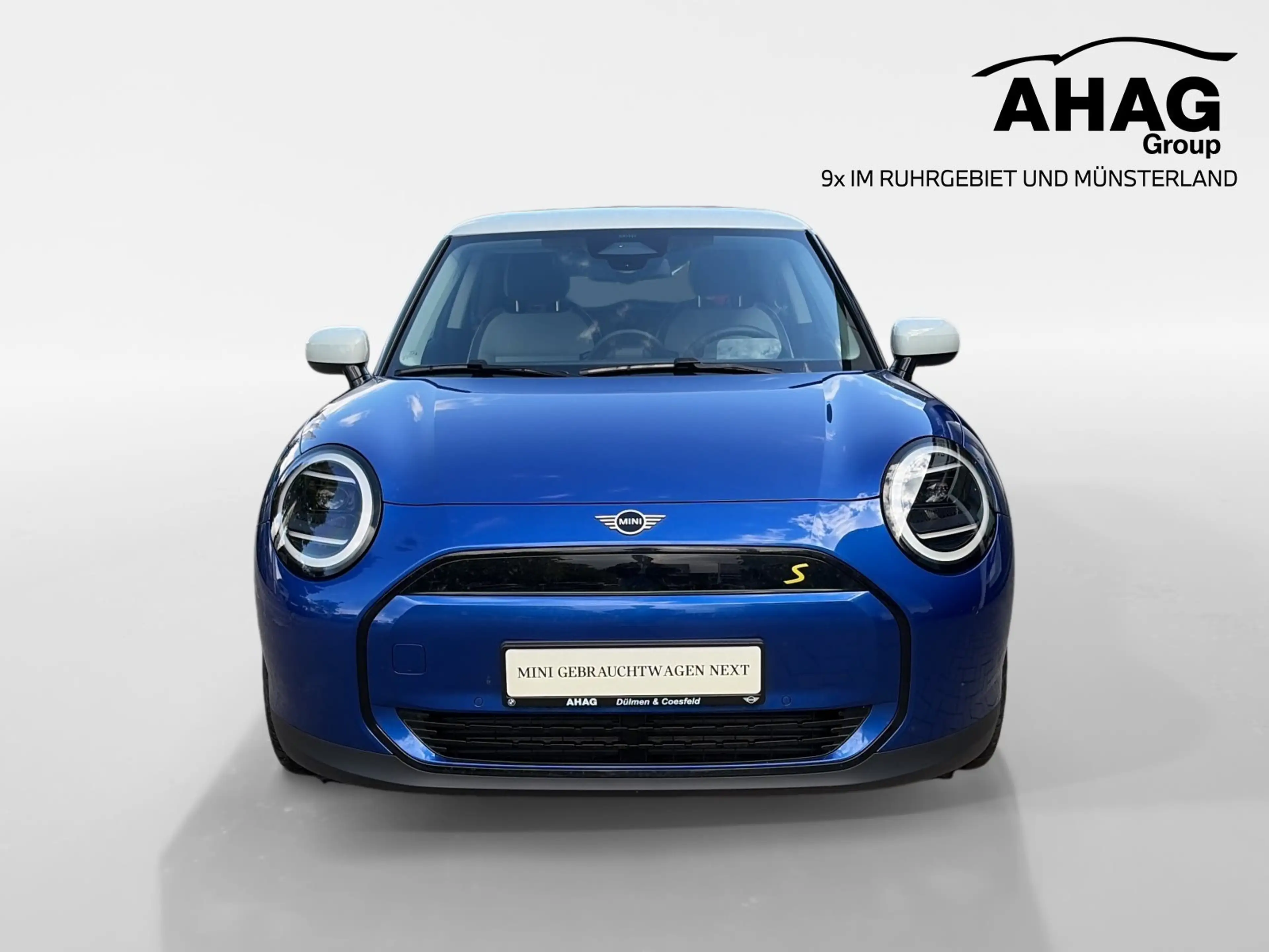 MINI Cooper SE — photo 2