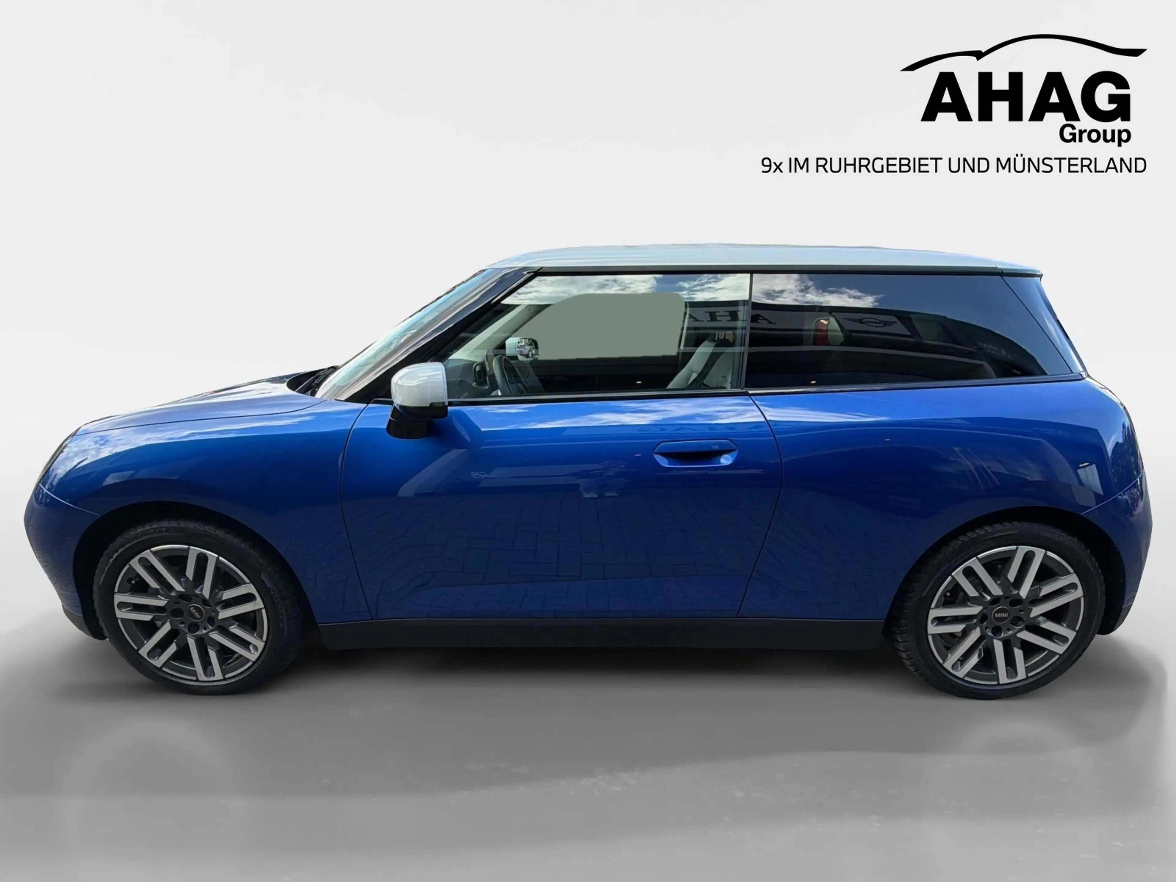 MINI Cooper SE — photo 6