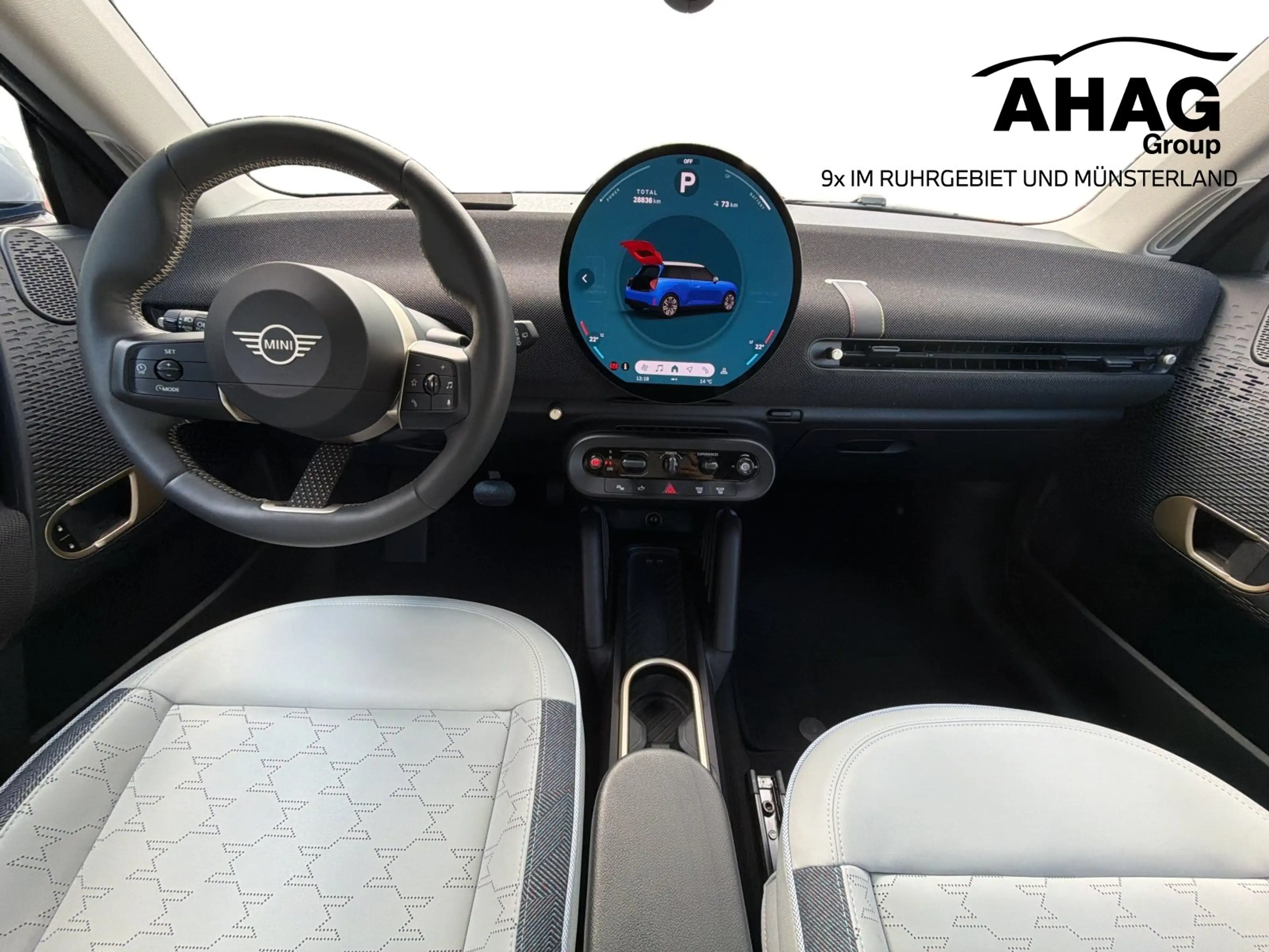 MINI Cooper SE — photo 9