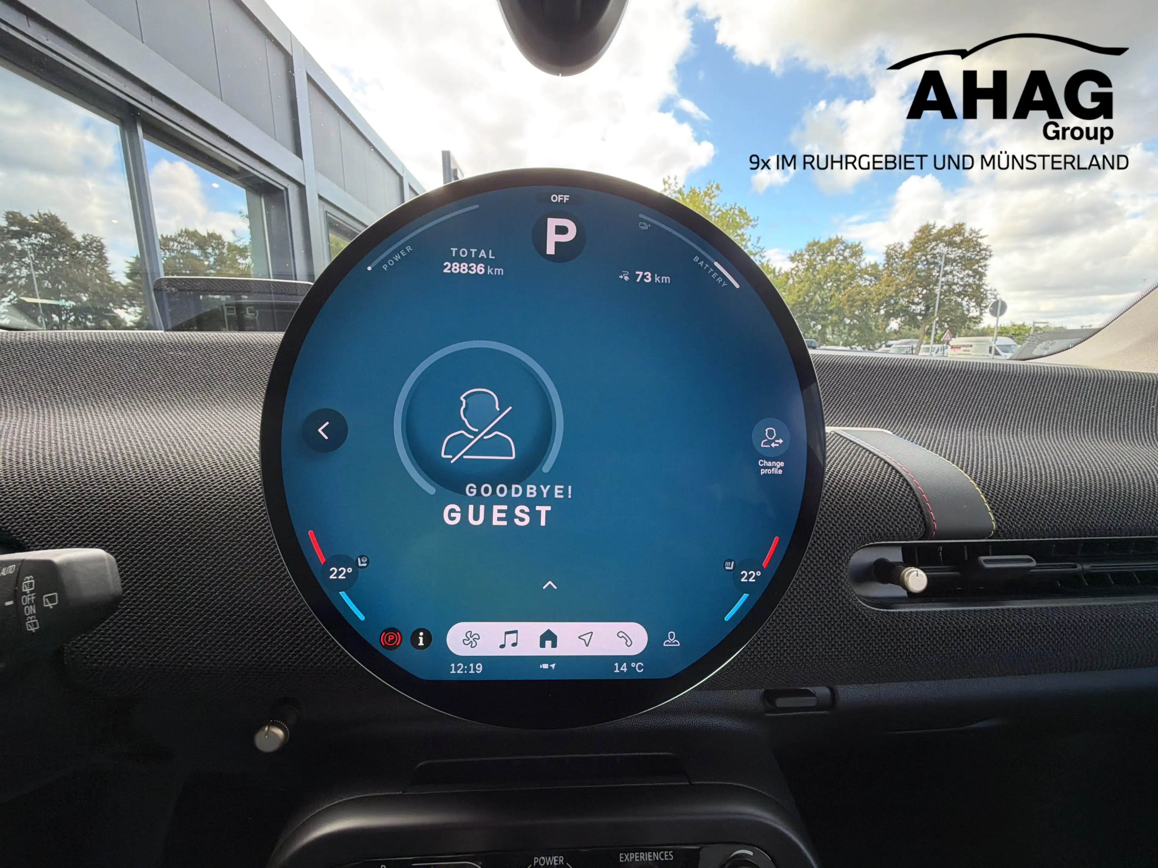 MINI Cooper SE — photo 15