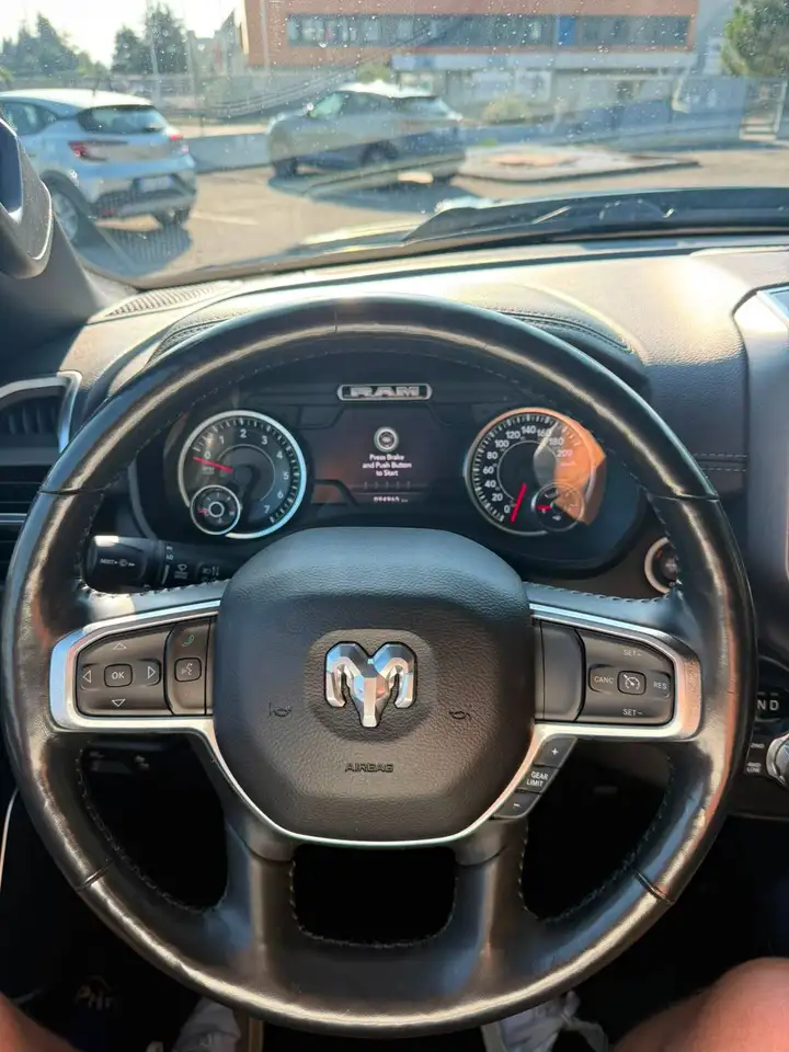 Dodge RAM 2021 — фото 10