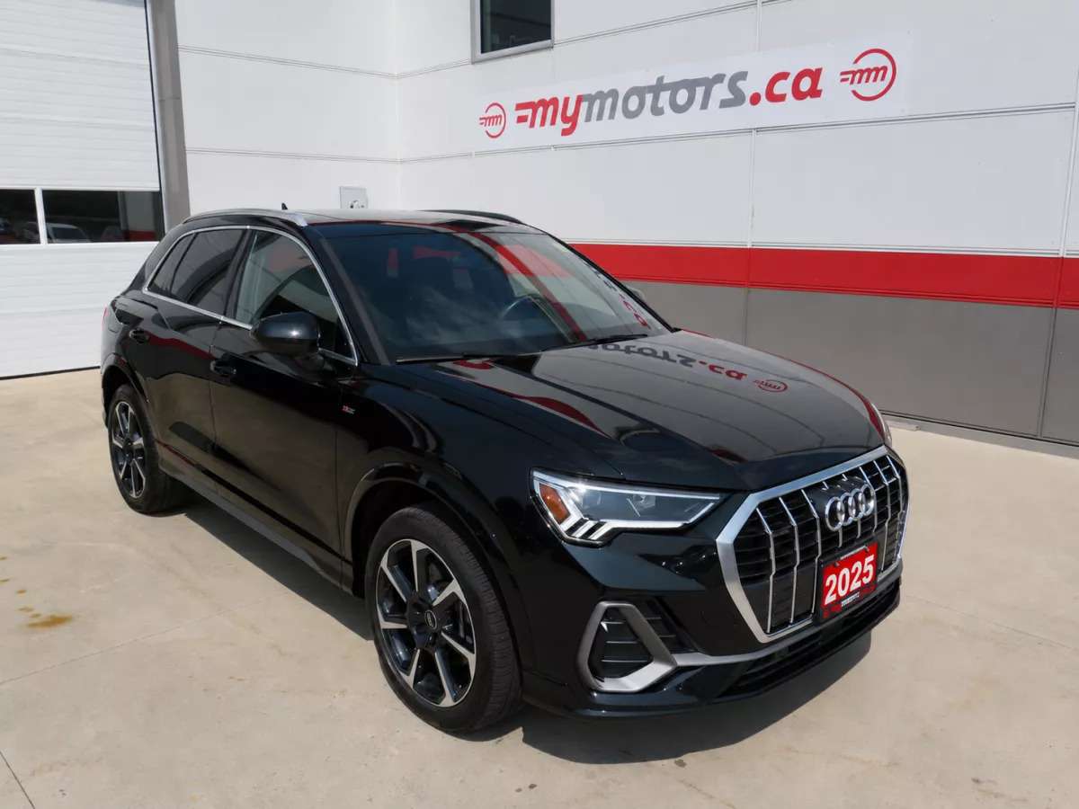 2025 Audi Q3 Progressiv | AWD | Automatic | Alloy Wheels | Pano