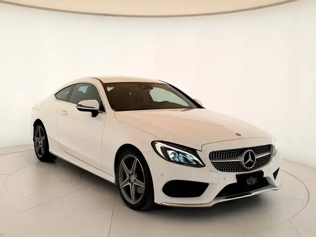 Mercedes-Benz C-Class view 4