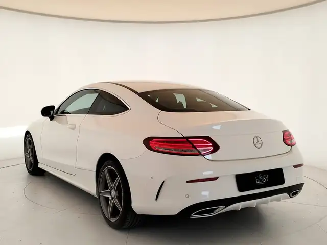 Mercedes-Benz C-Class view 7