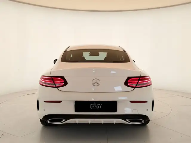 Mercedes-Benz C-Class view 6