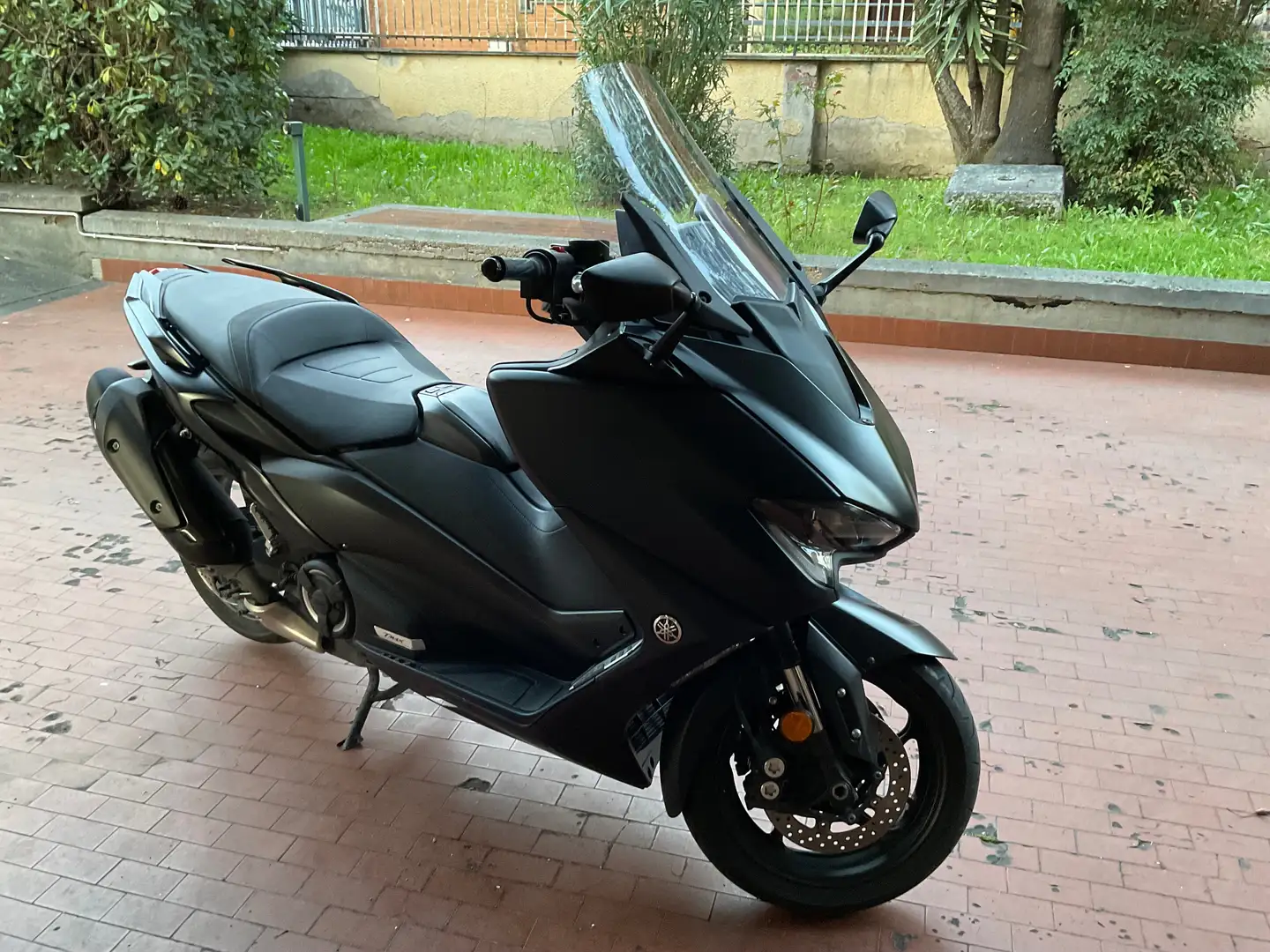 Yamaha TMAX 560 Anni2020 Negru - 1