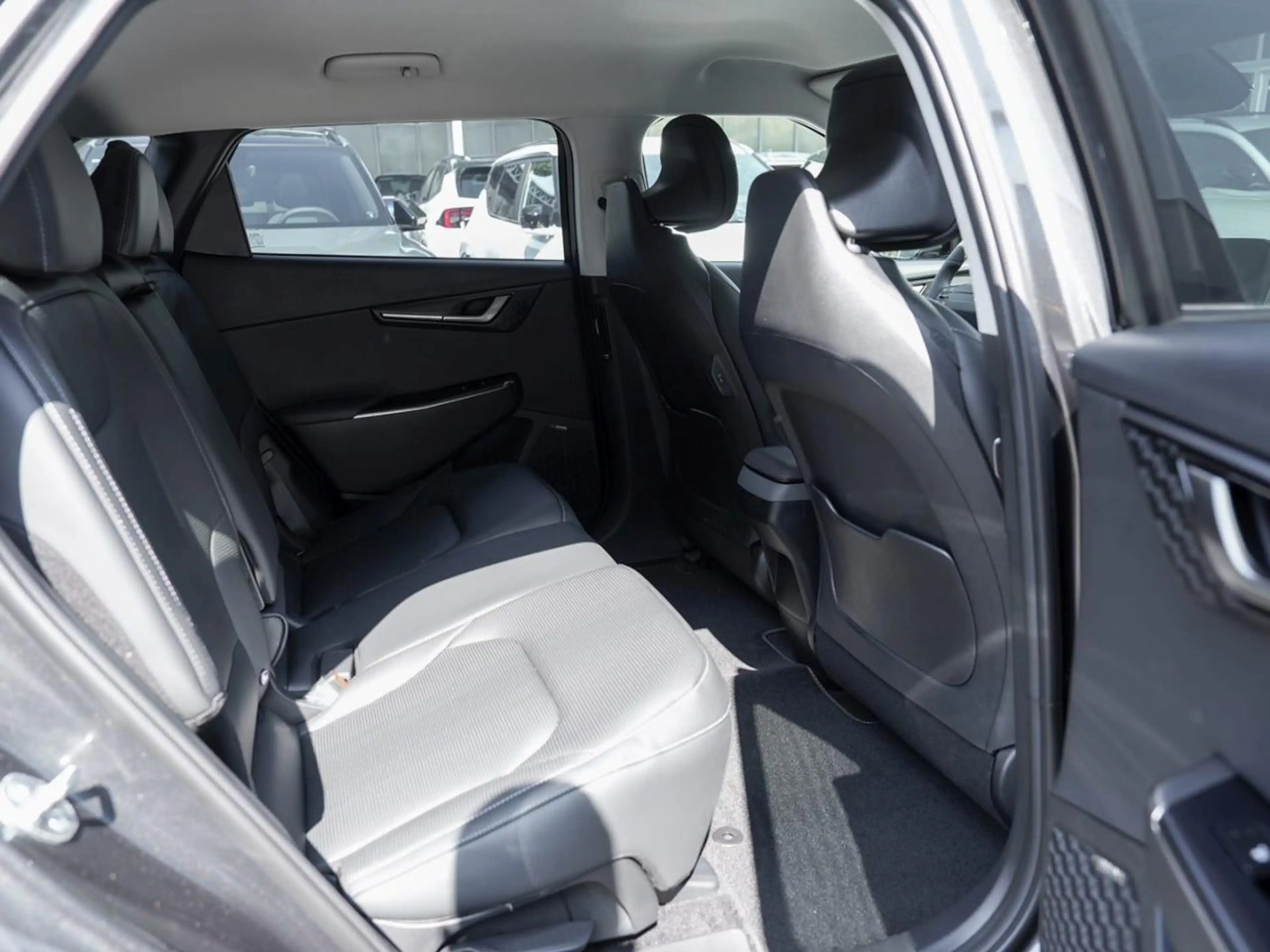 Kia EV6 84 kWh Earth DriveWise Sound-P Head-Up 360° — photo 11