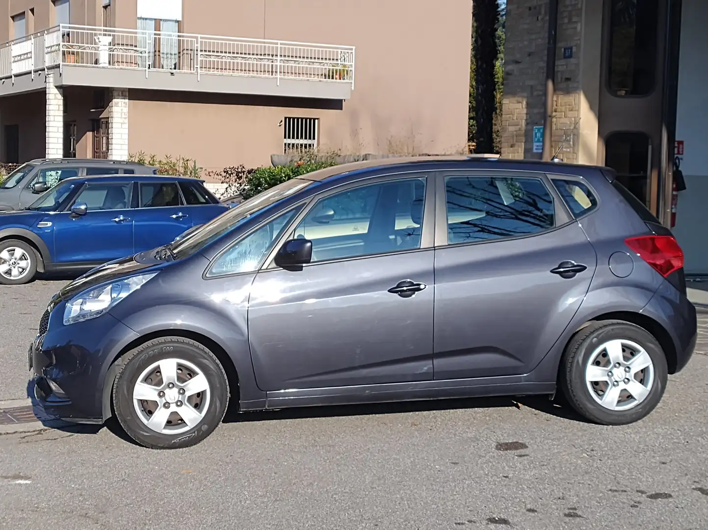 Kia Venga 1.4 Active Techno Pack - Garanzia fino 24 mesi Grigio - 2