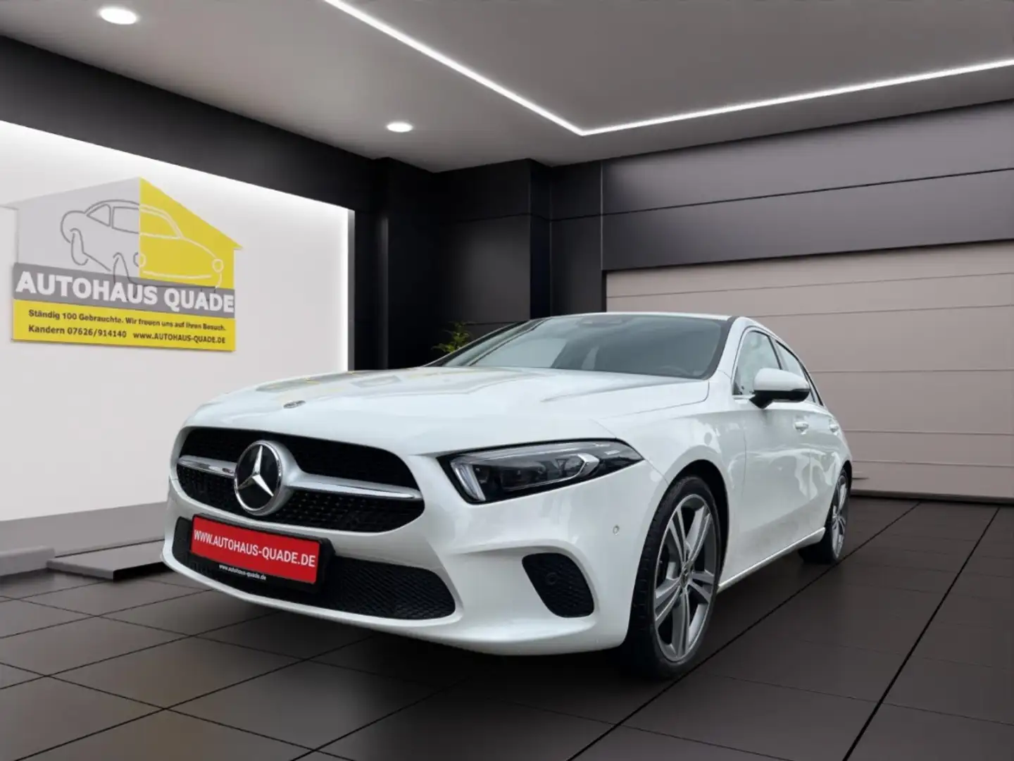Mercedes-Benz 220 -Klasse 4Matic EU6d MULTIBEAM AHK-klappbar Navi Di Blanco - 1