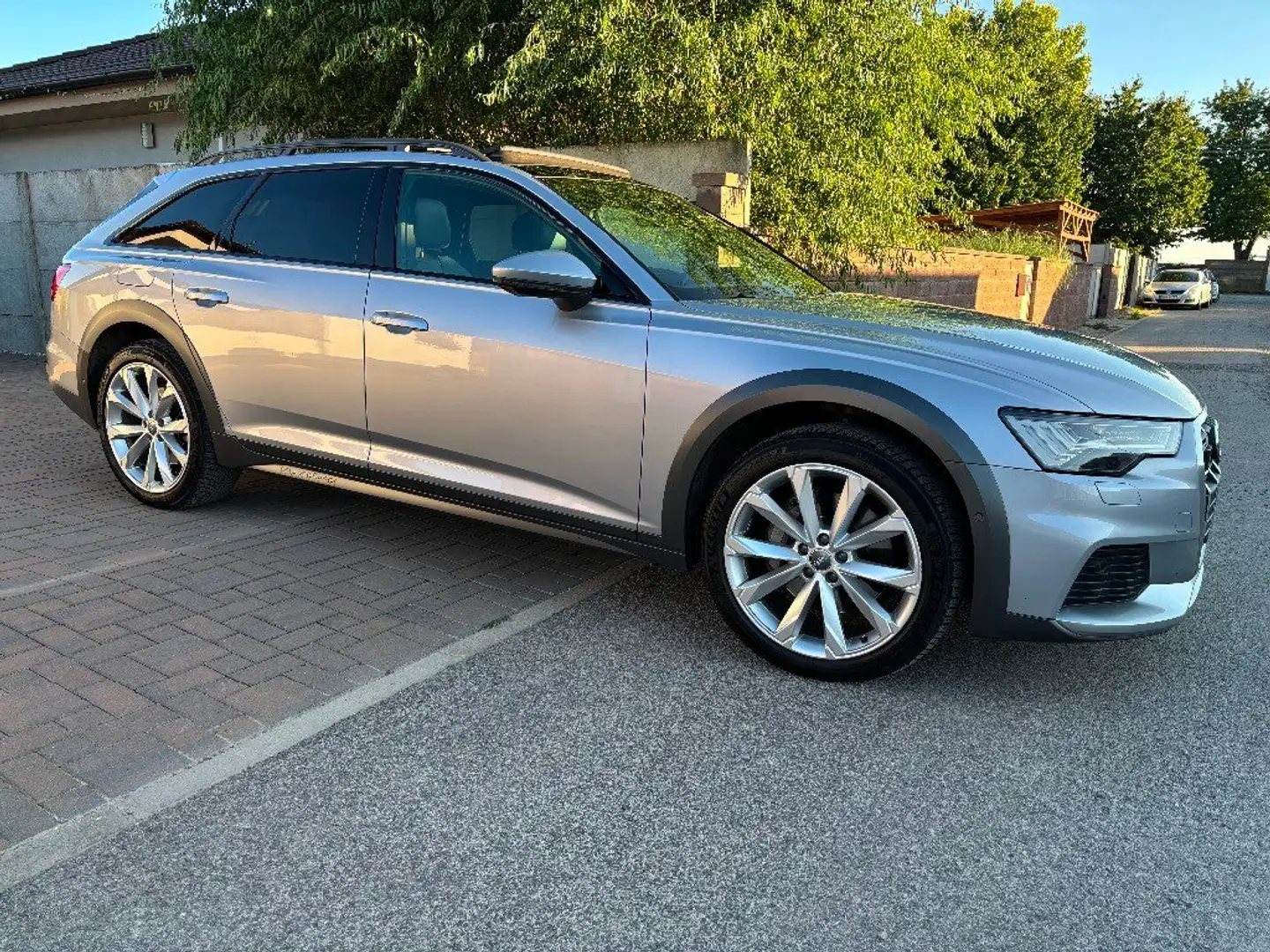 Audi A6 allroad Argintiu - 1