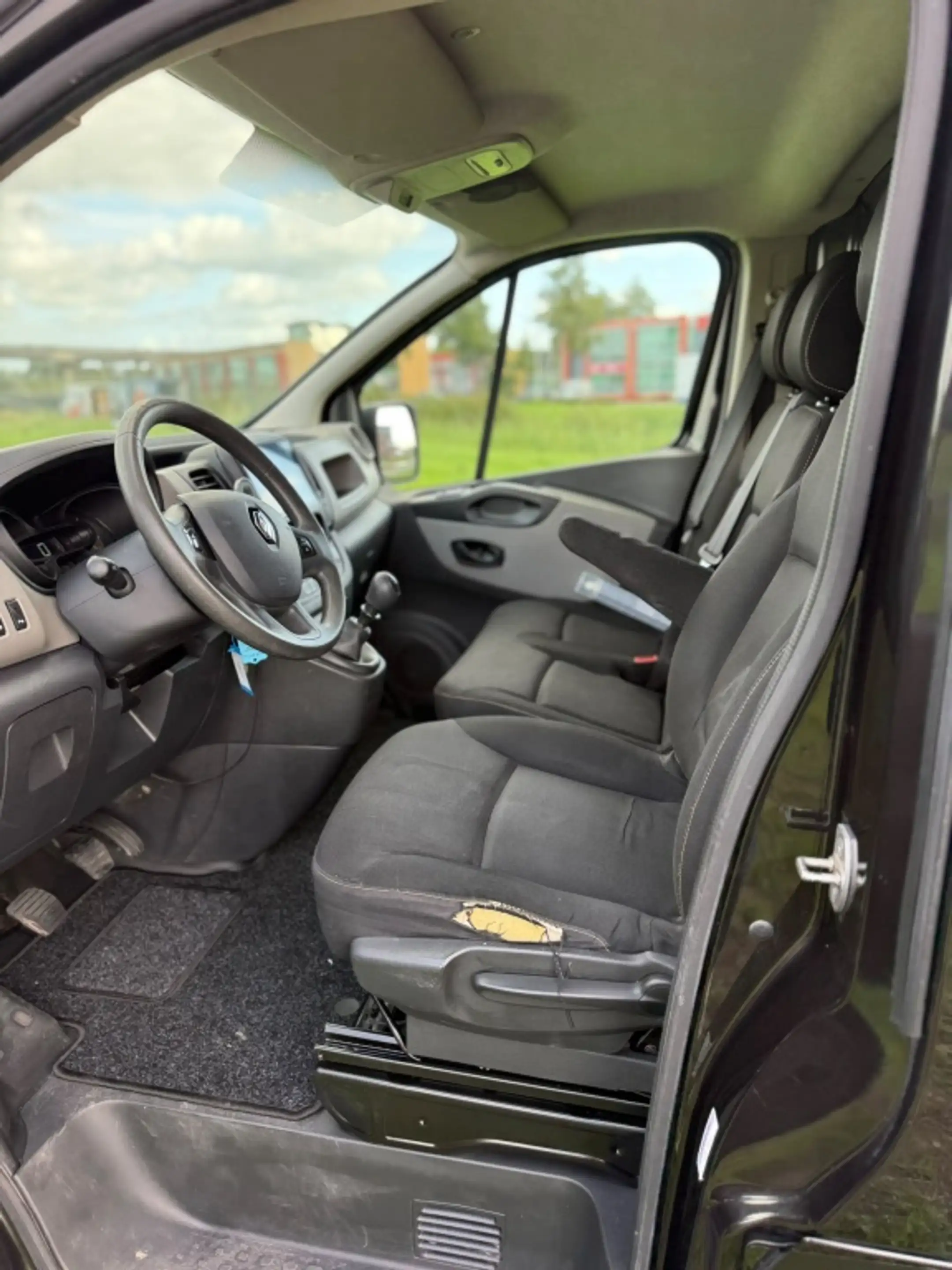 Renault Trafic 1.6 dCi T29 L2H1 Com — photo 2