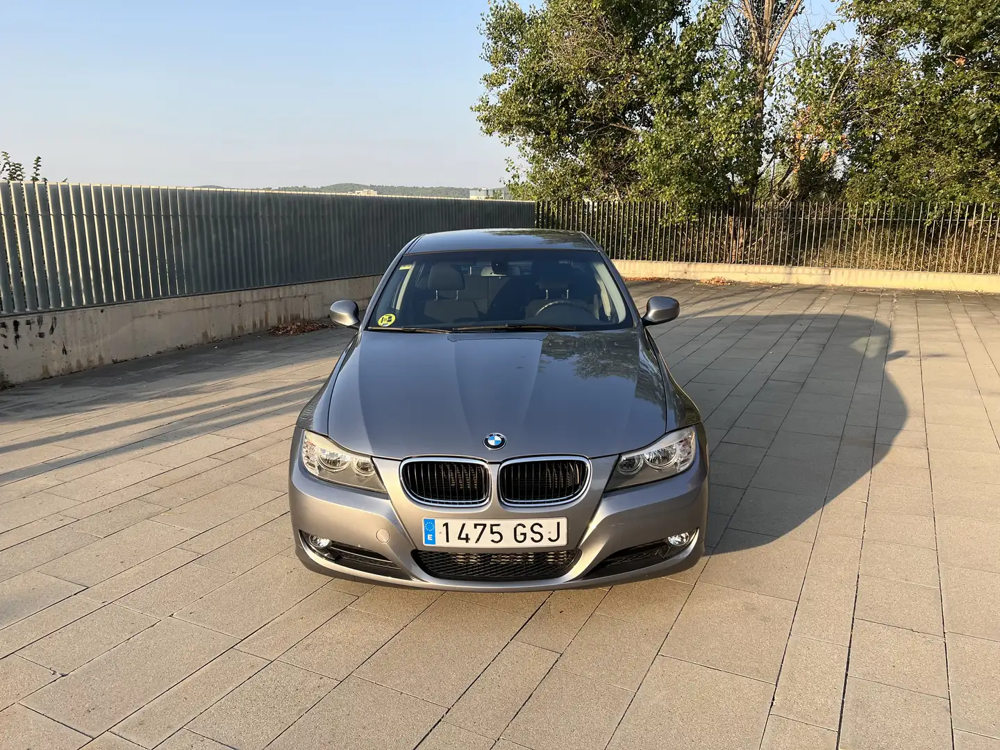 BMW 320 320d - 2