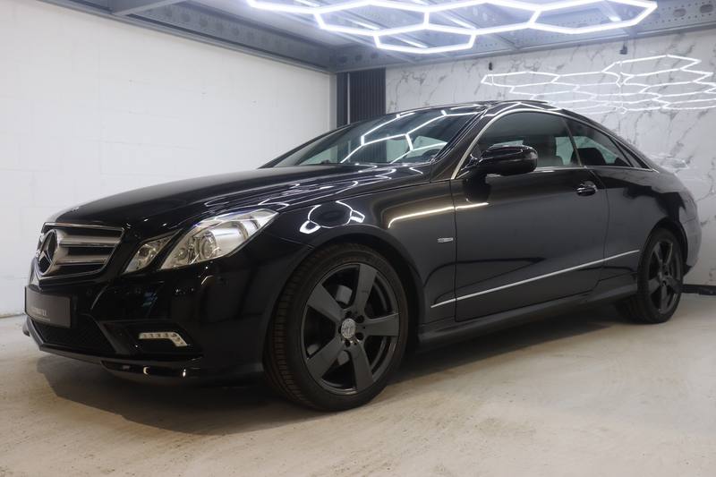Mercedes-Benz E 350 Coupé CGI Avantgarde Pano H&K — photo 5