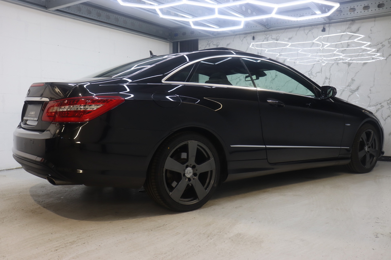 Mercedes-Benz E 350 Coupé CGI Avantgarde Pano H&K — photo 11