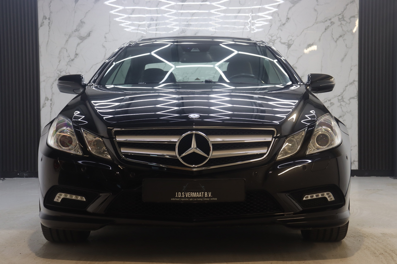 Mercedes-Benz E 350 Coupé CGI Avantgarde Pano H&K — photo 3