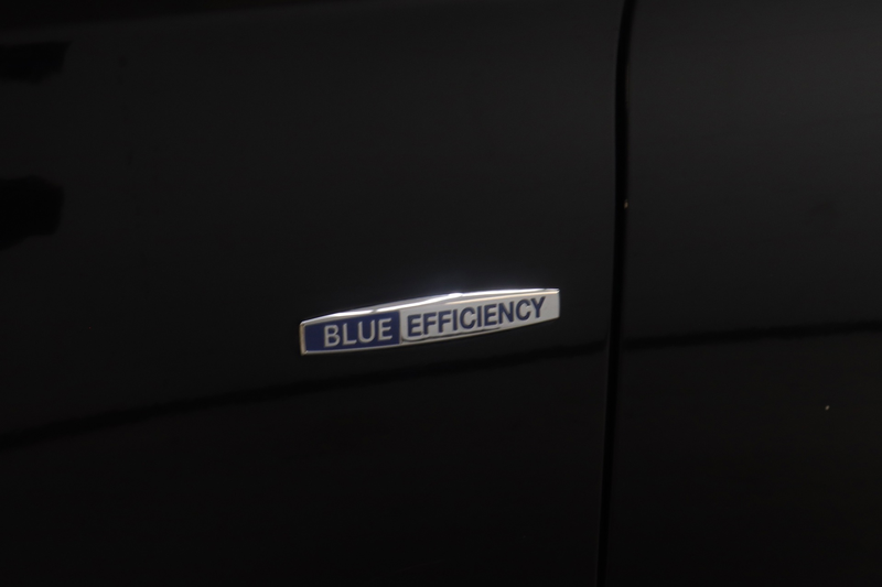 Mercedes-Benz E 350 Coupé CGI Avantgarde Pano H&K — photo 6