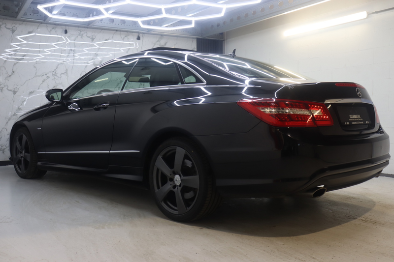 Mercedes-Benz E 350 Coupé CGI Avantgarde Pano H&K — photo 14