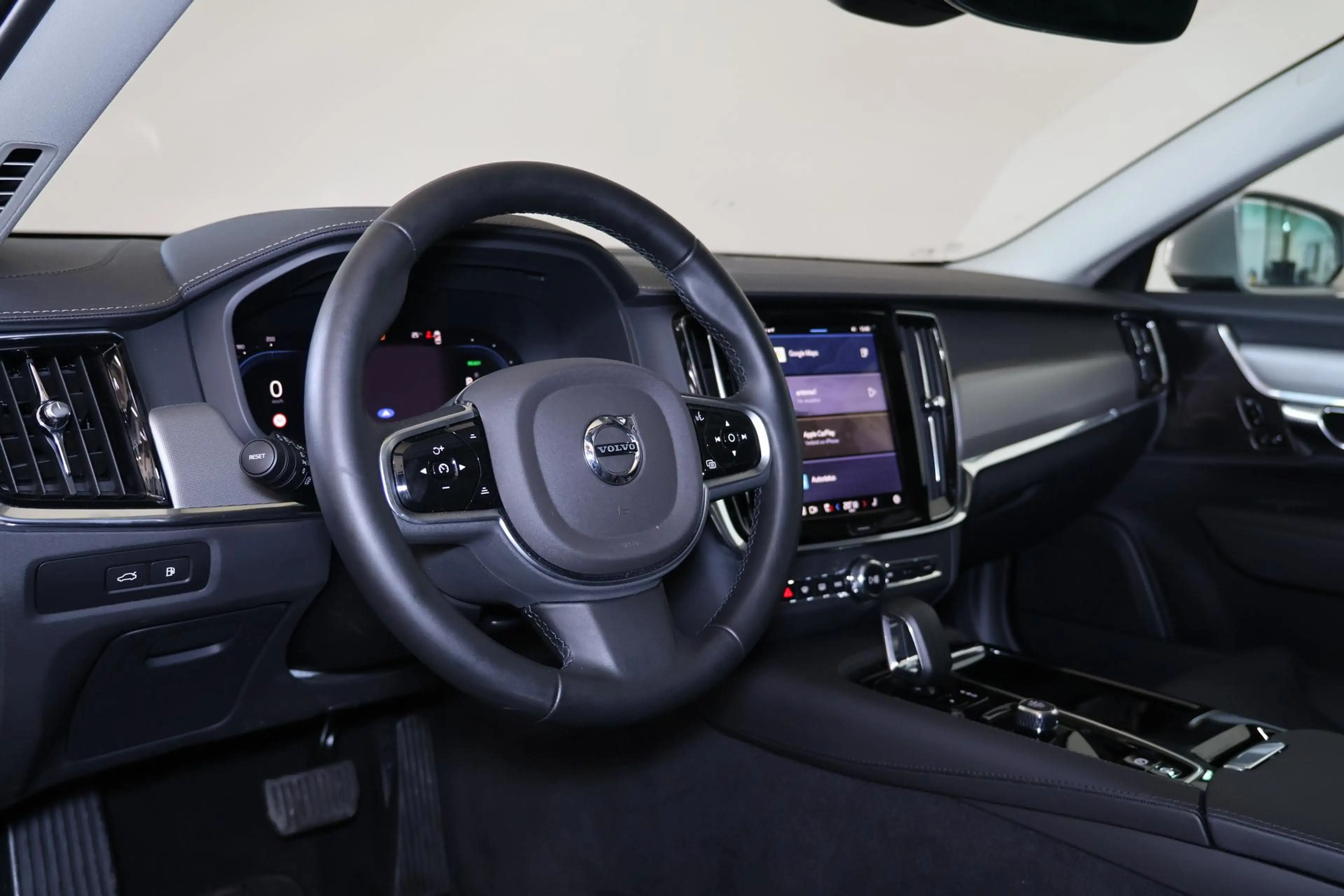 Volvo V90 T6 Recharge AWD Plus Bright - Panorama/schuifdak - — photo 15