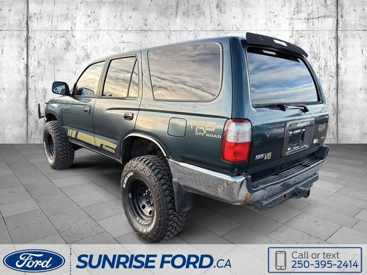 Toyota 4-Runner снимка Toyota 4-Runner