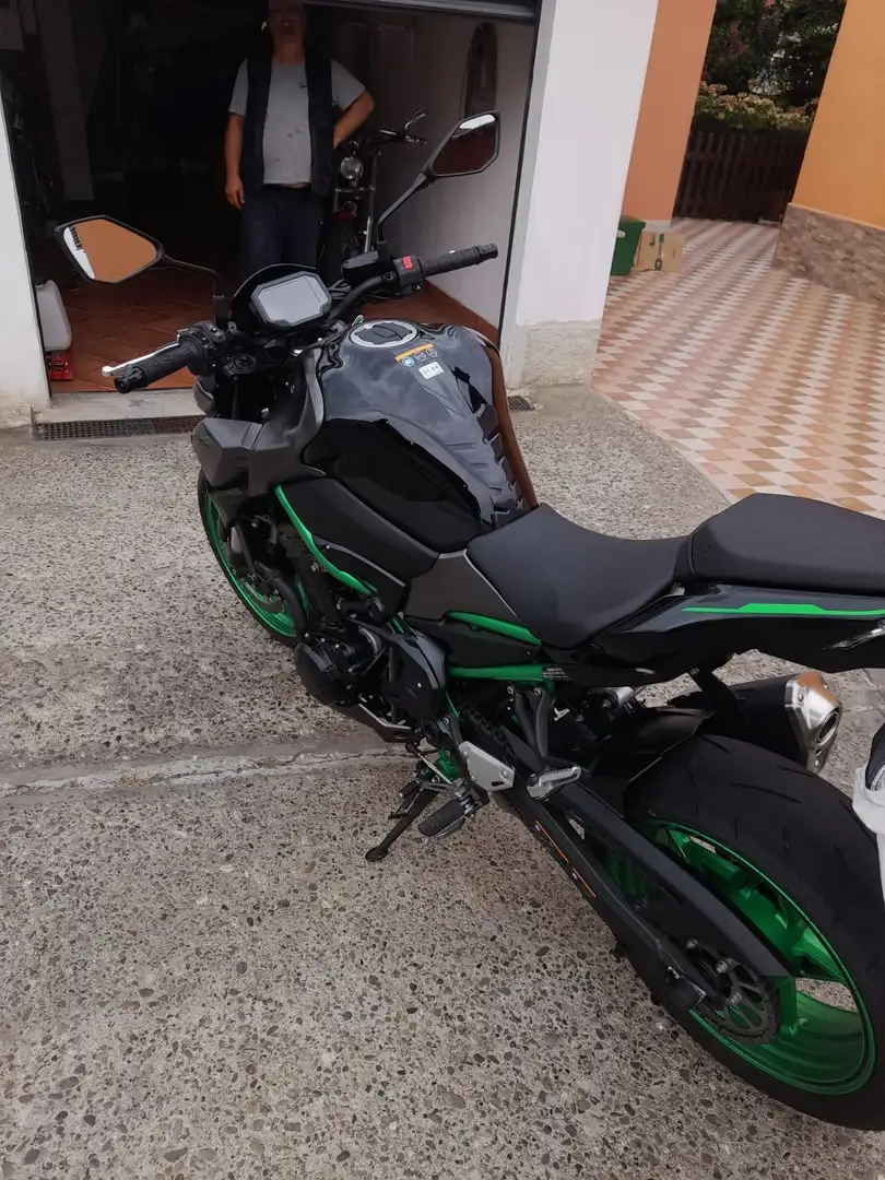 Kawasaki 900 Z Noir - 2