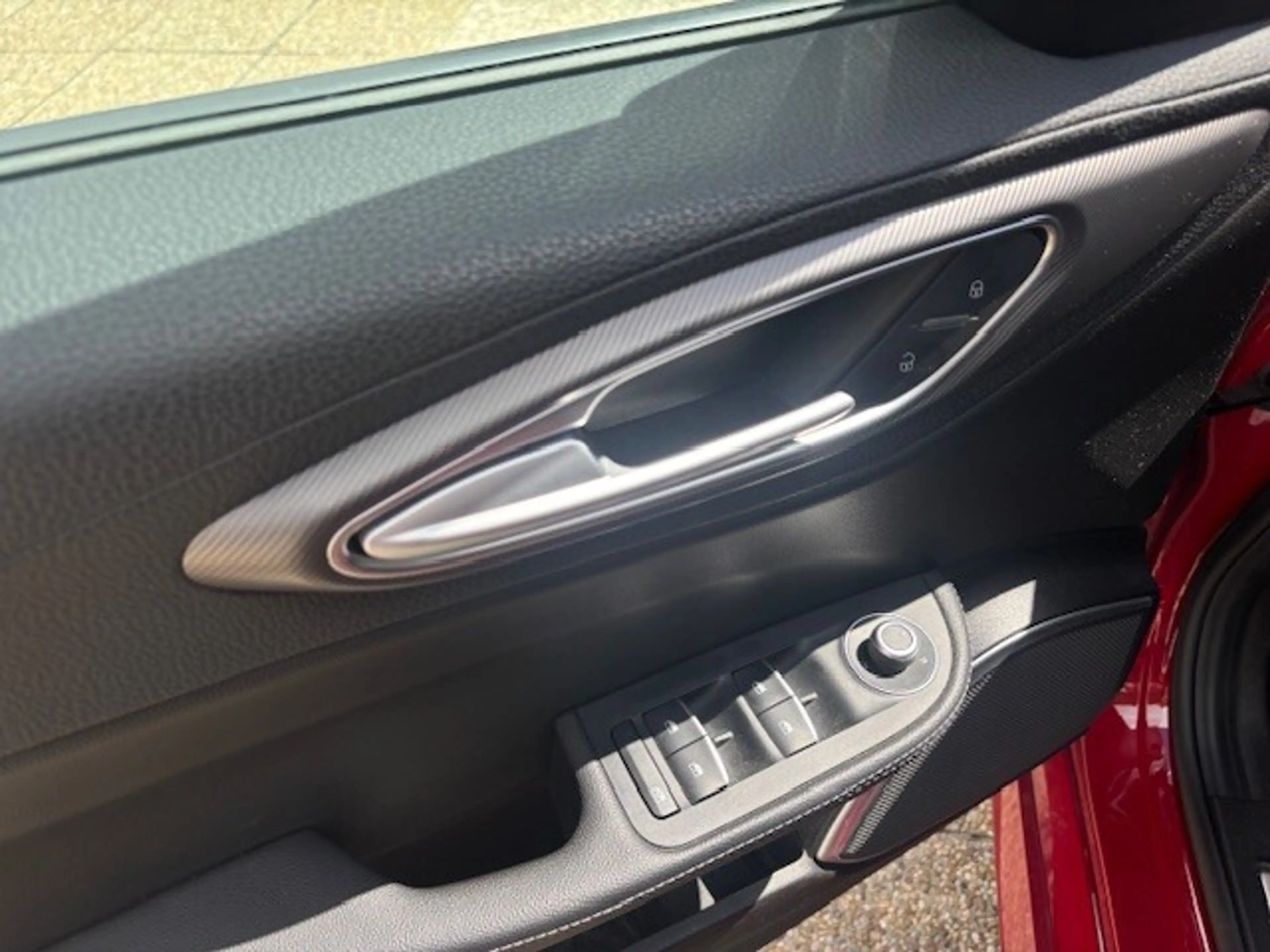 Alfa Romeo Giulia Veloce 2,2 210 ATX AWD — photo 7