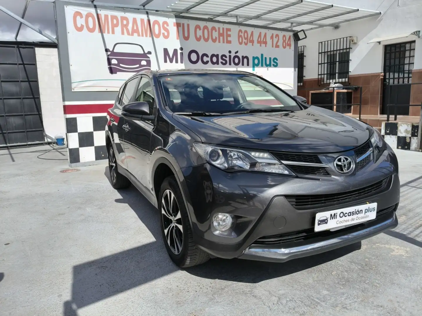 Toyota RAV 4 150D Advance AWD AutoDrive Gris - 2