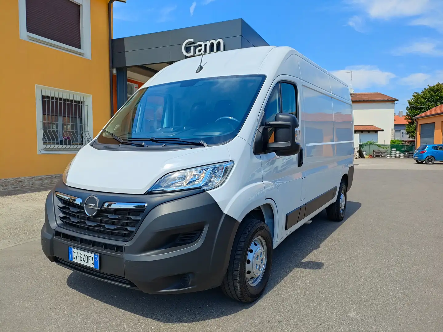 Opel Movano Movano Furgone 35 L2 H2 BlueHdi S&S 140cv Wit - 1