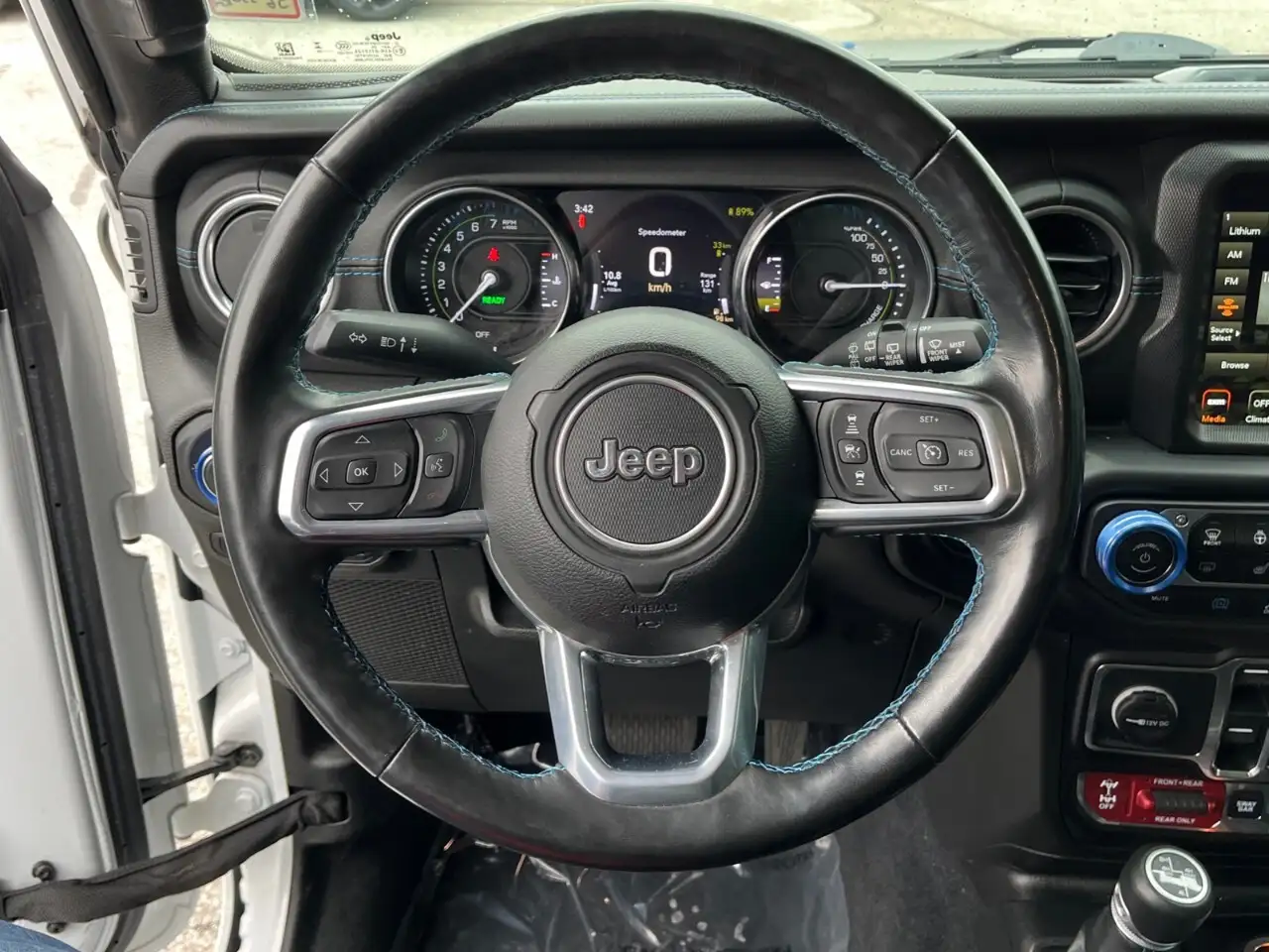 Jeep Wrangler снимка Jeep Wrangler
