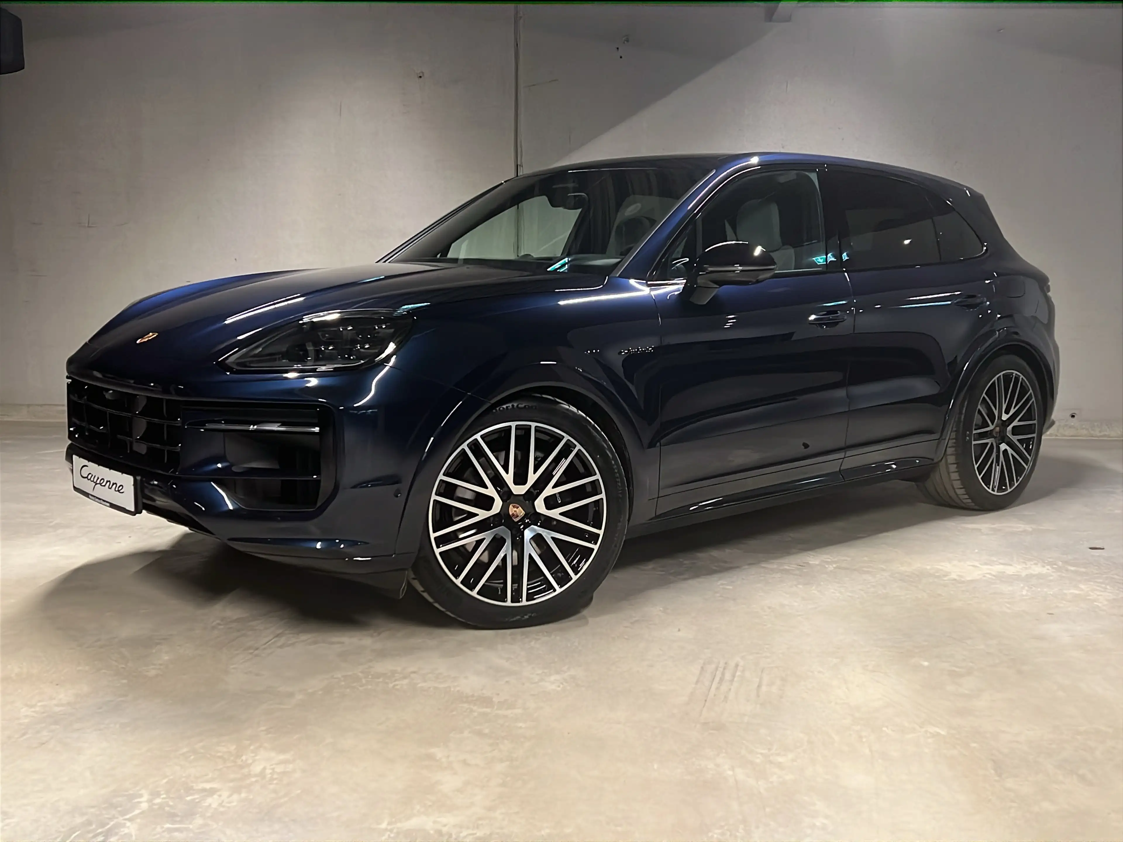 Porsche Cayenne E-Hybrid Black Edition | Head-Up | AHK | — photo 2