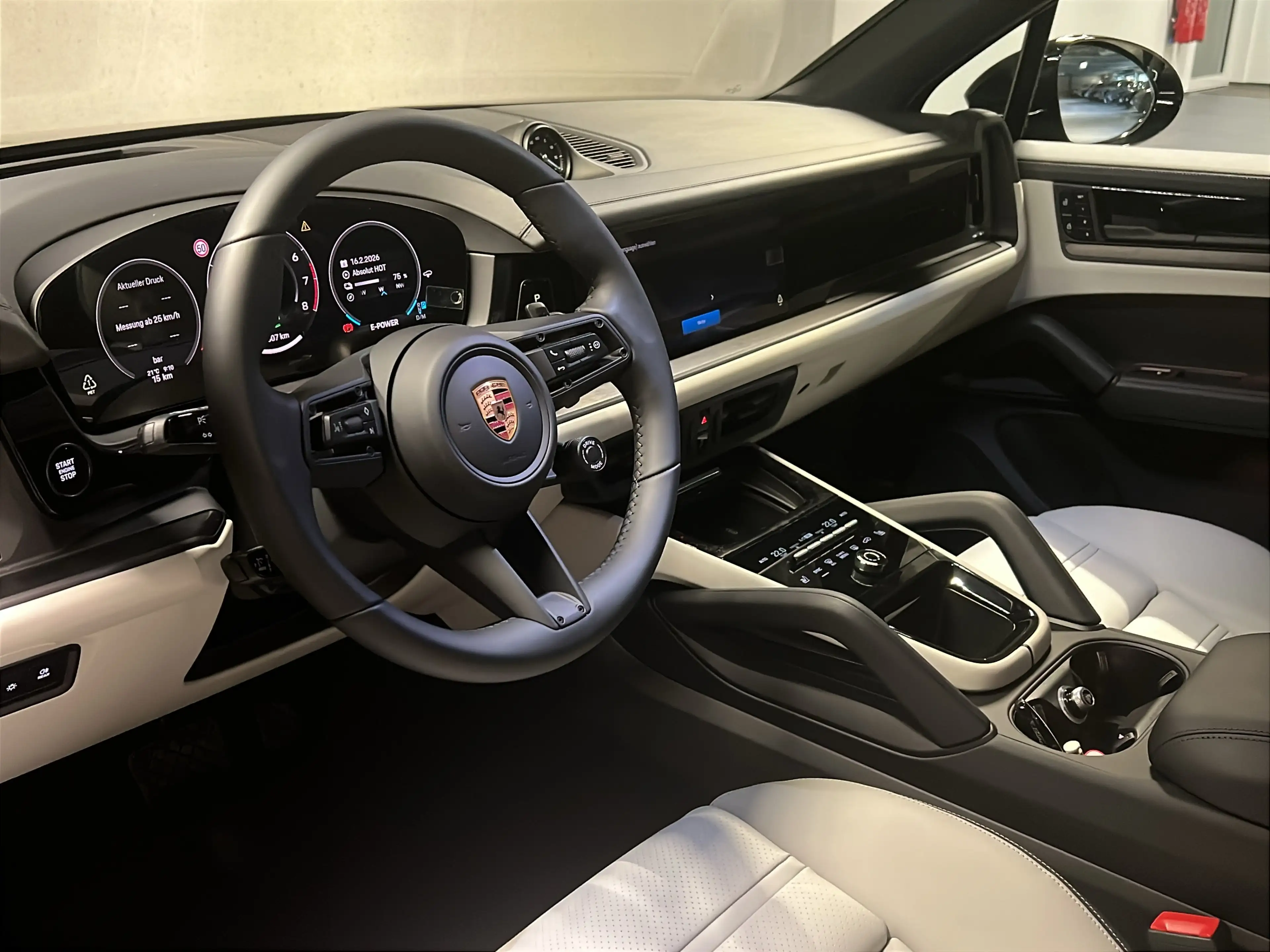 Porsche Cayenne E-Hybrid Black Edition | Head-Up | AHK | — photo 13