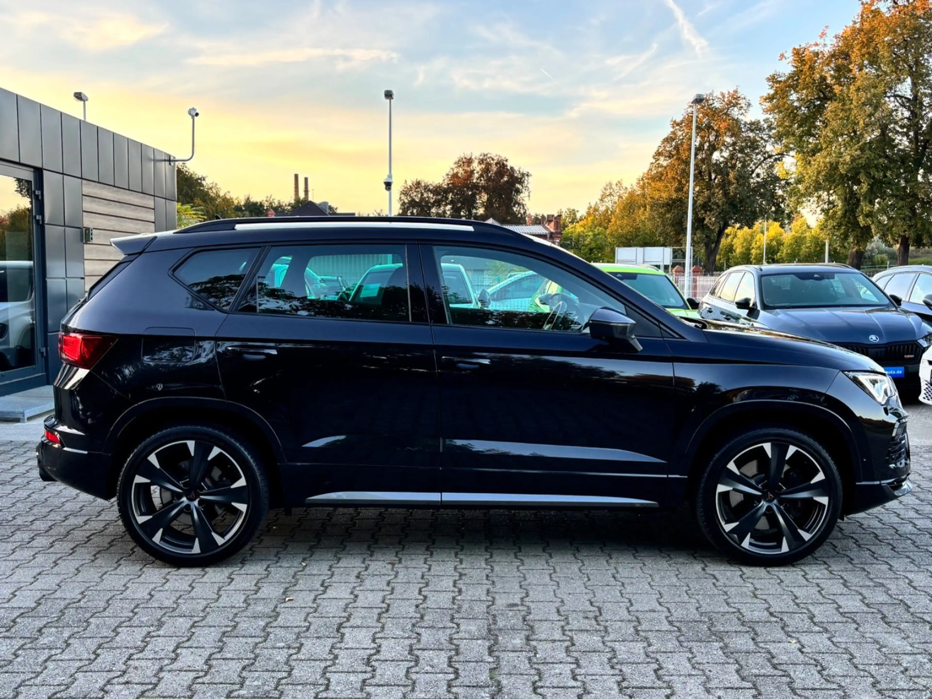 CUPRA Ateca VZ 4Drive 360Kamera AHK BeatsAudio — photo 8