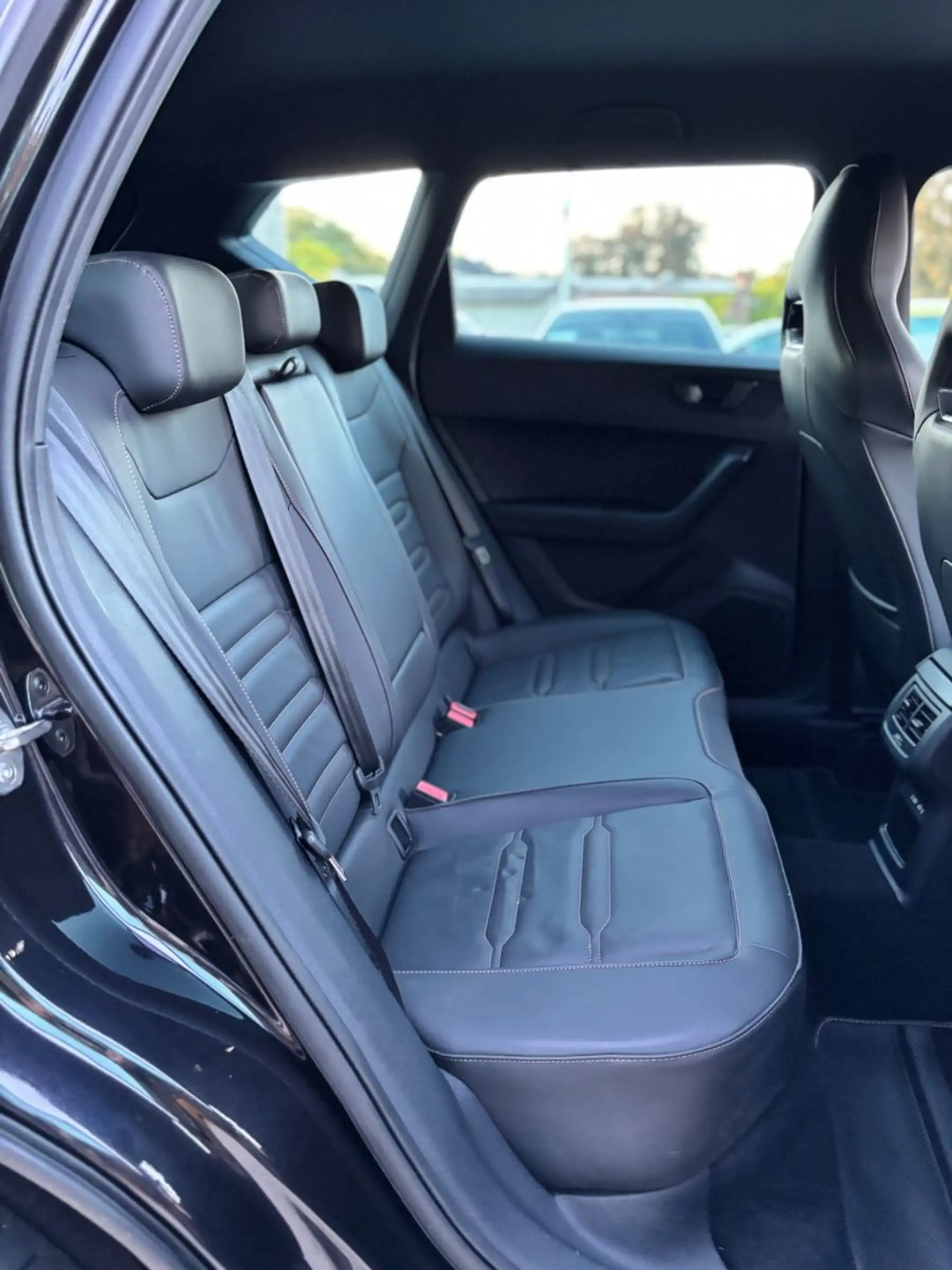 CUPRA Ateca VZ 4Drive 360Kamera AHK BeatsAudio — photo 14