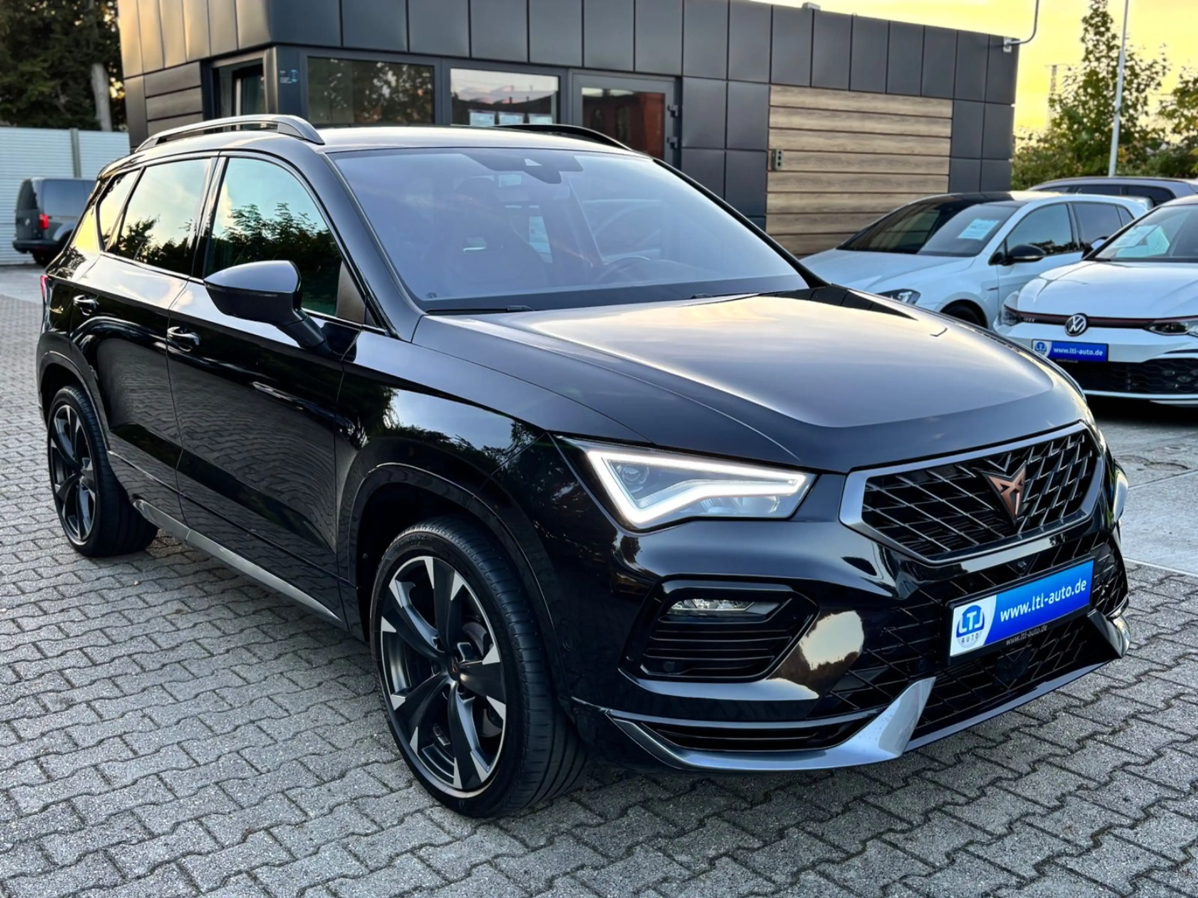 CUPRA Ateca VZ 4Drive 360Kamera AHK BeatsAudio