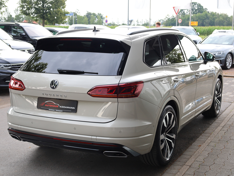 Volkswagen Touareg R-Line 4Motion*Pano*Memory*AHK*Luft*21 — photo 13