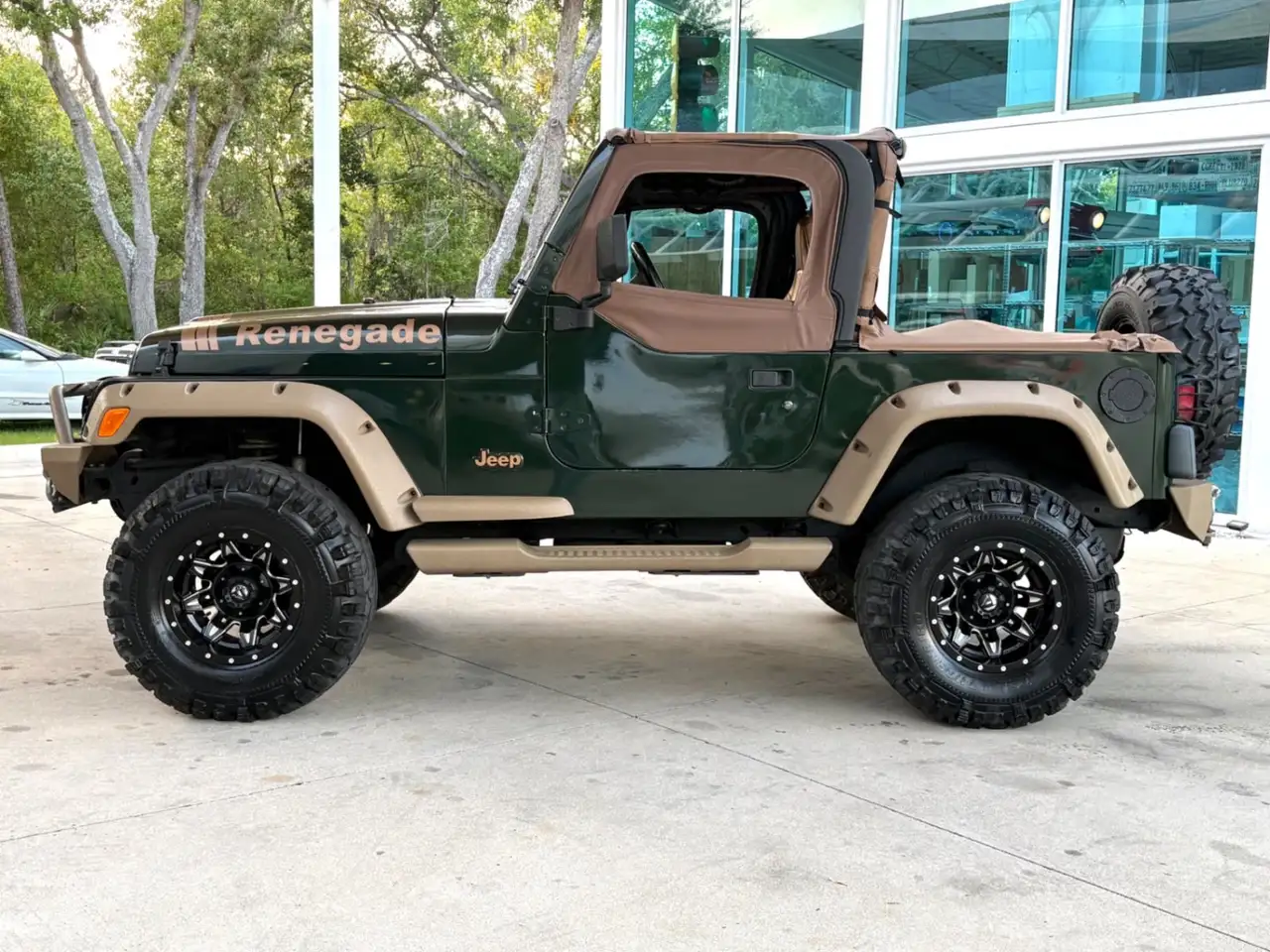 Jeep Wrangler Renegade Custom, foto 9