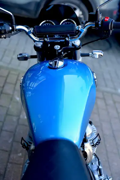 Royal Enfield Interceptor - foto 7