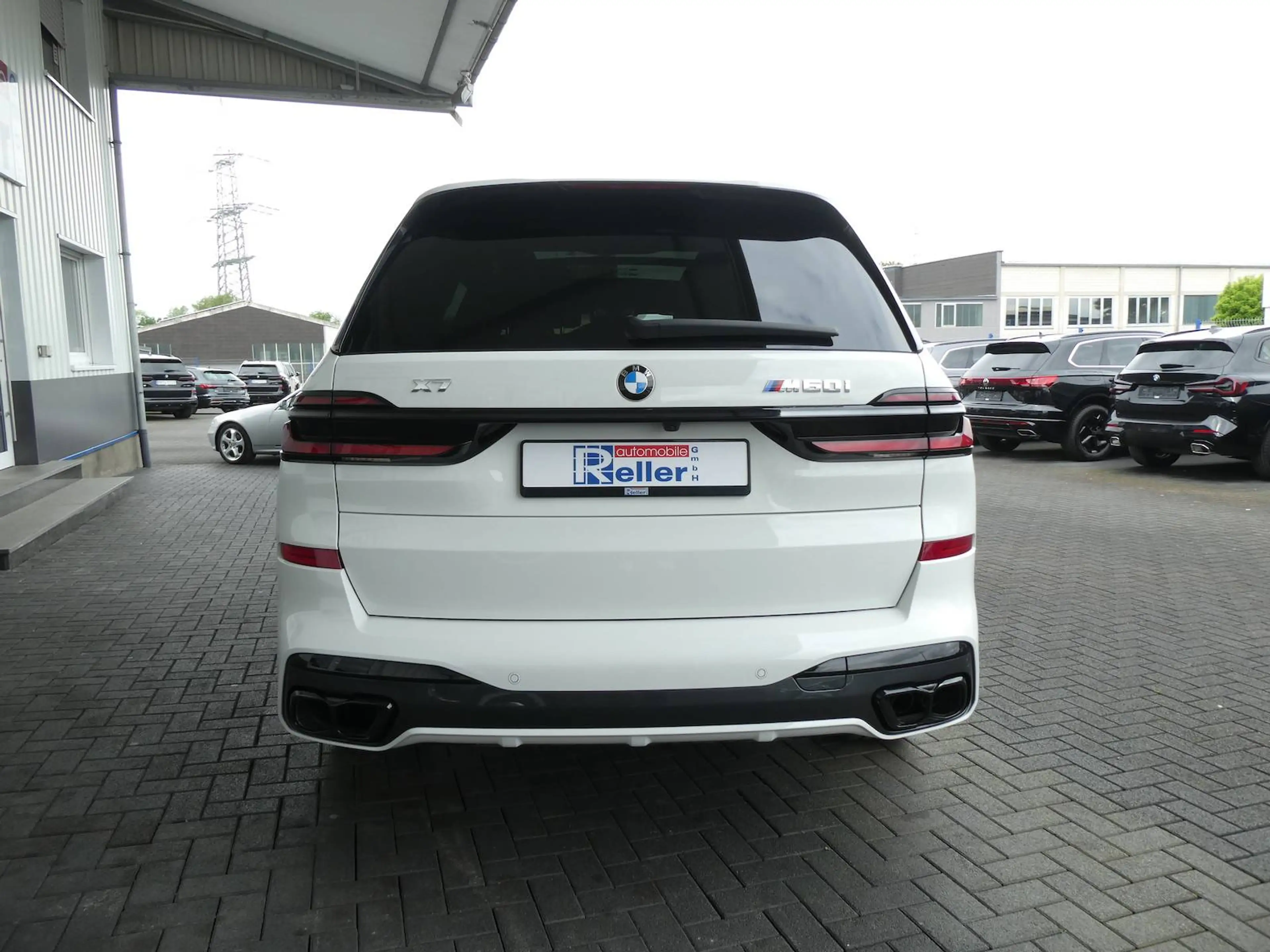 BMW X7 M xDrive M60 i M Sport Pro — photo 5