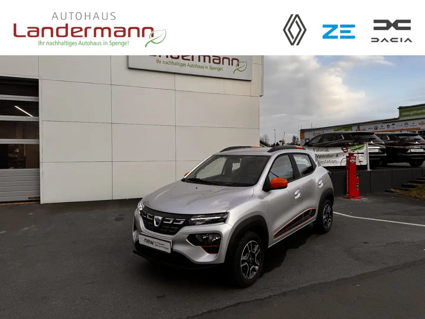 Dacia Spring Comfort Plus CCS RFK Grau - 1
