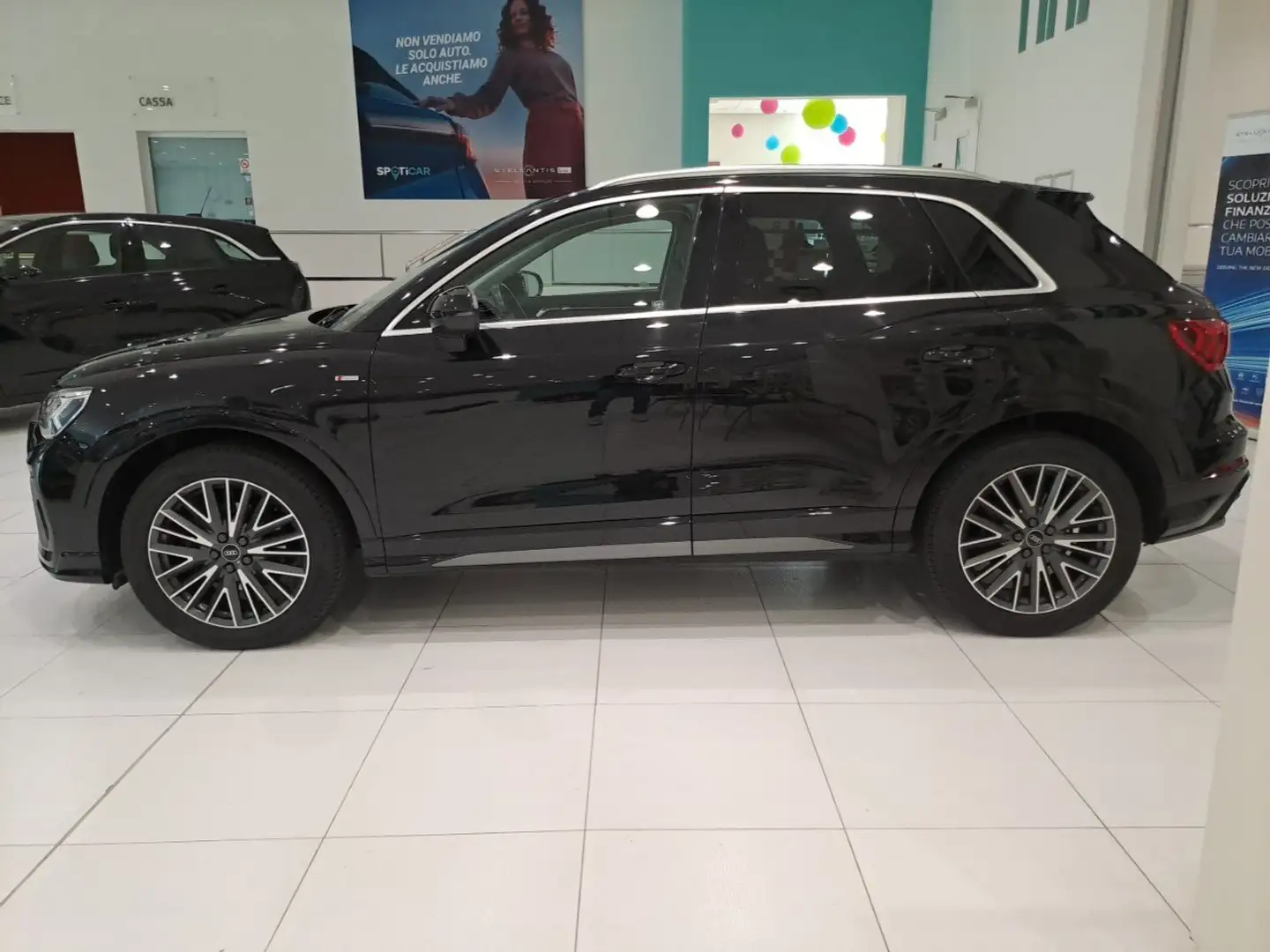 Audi Q3 35 TDI S tronic S Line Edition Nero - 2