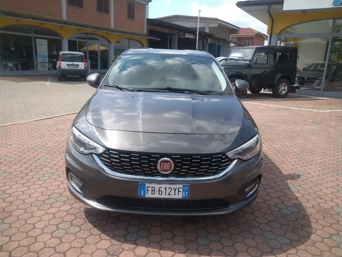 Fiat Tipo Tipo 4p 1.6 mjt Opening edition Plus 120cv Gris - 2