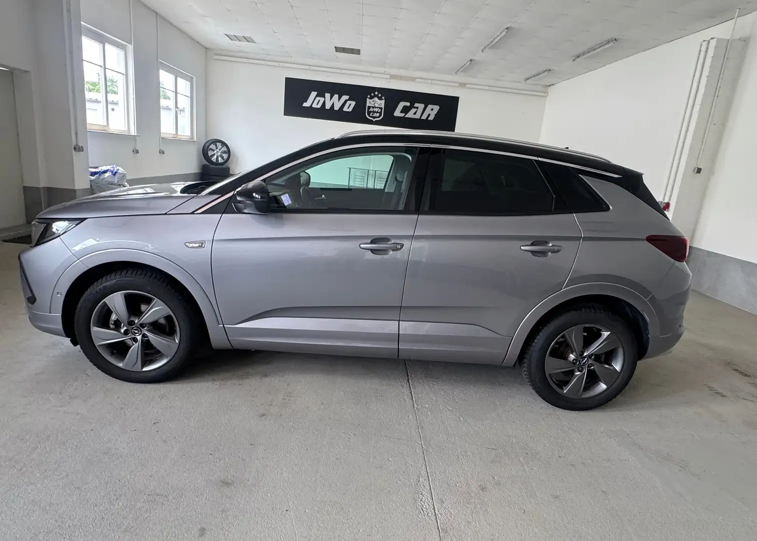 Opel Grandland 1.5 CDTI "ULTIMATE-MATRIX-NAVI-ACC" Argintiu - 2