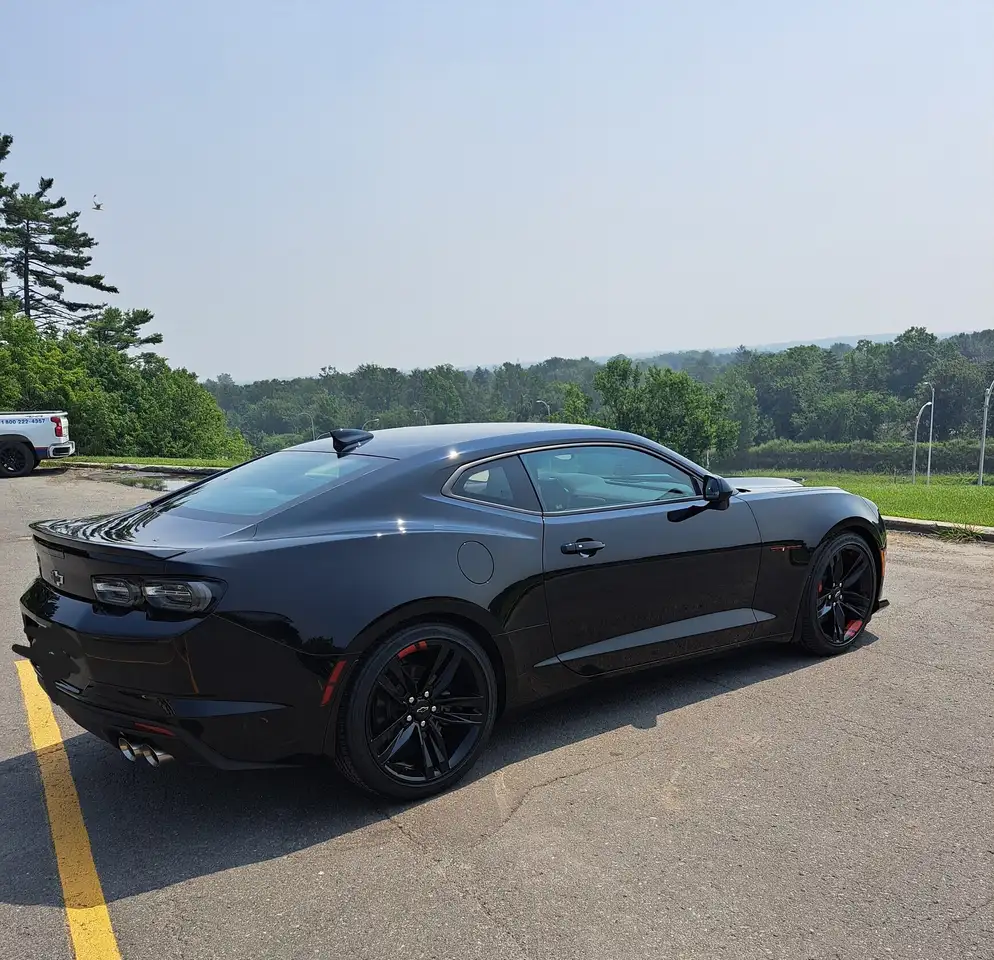 Chevrolet Camaro снимка Chevrolet Camaro
