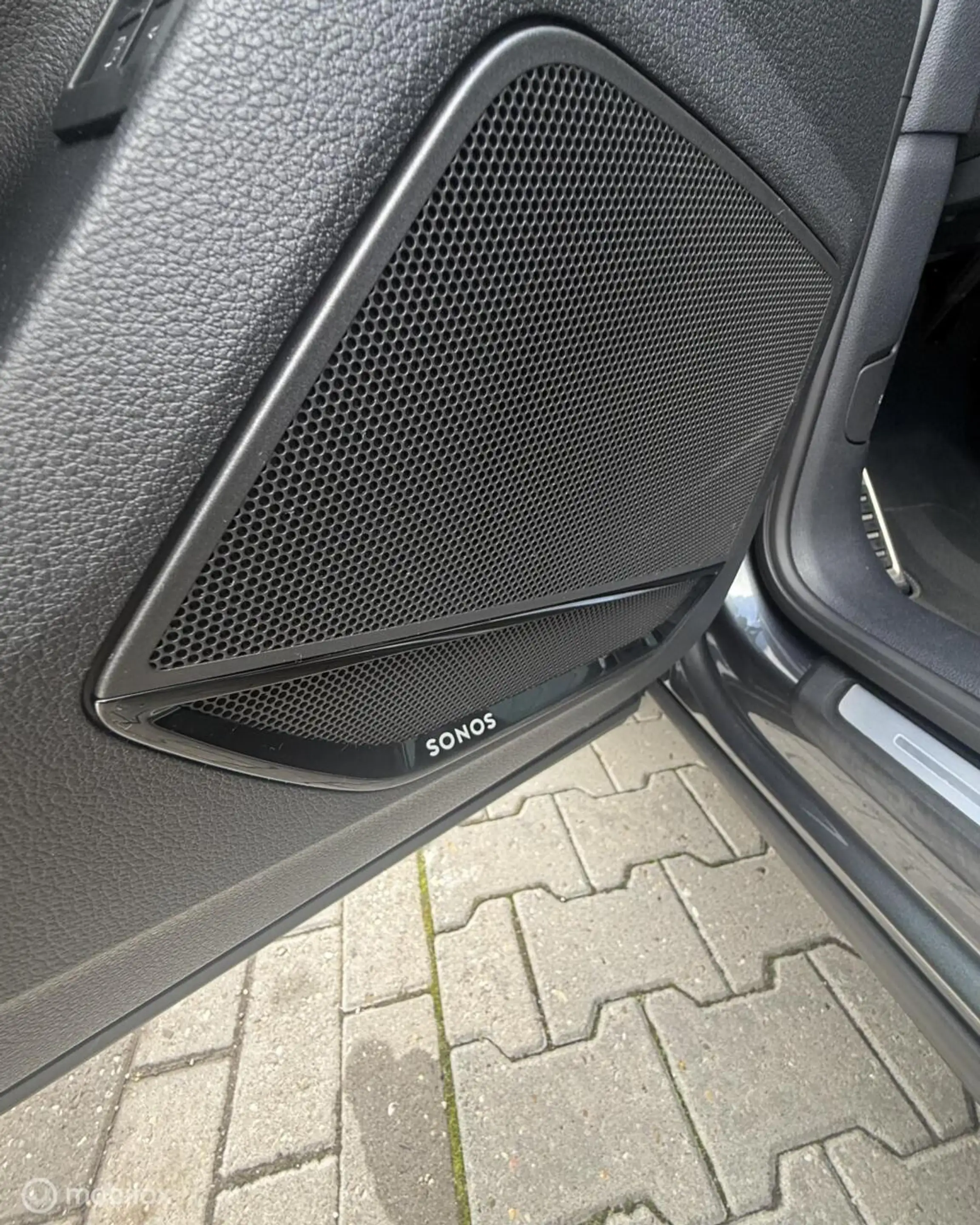 Audi Q3 Sportback 45 TFSI e S Edition Matrix l 360 l Pano — photo 13